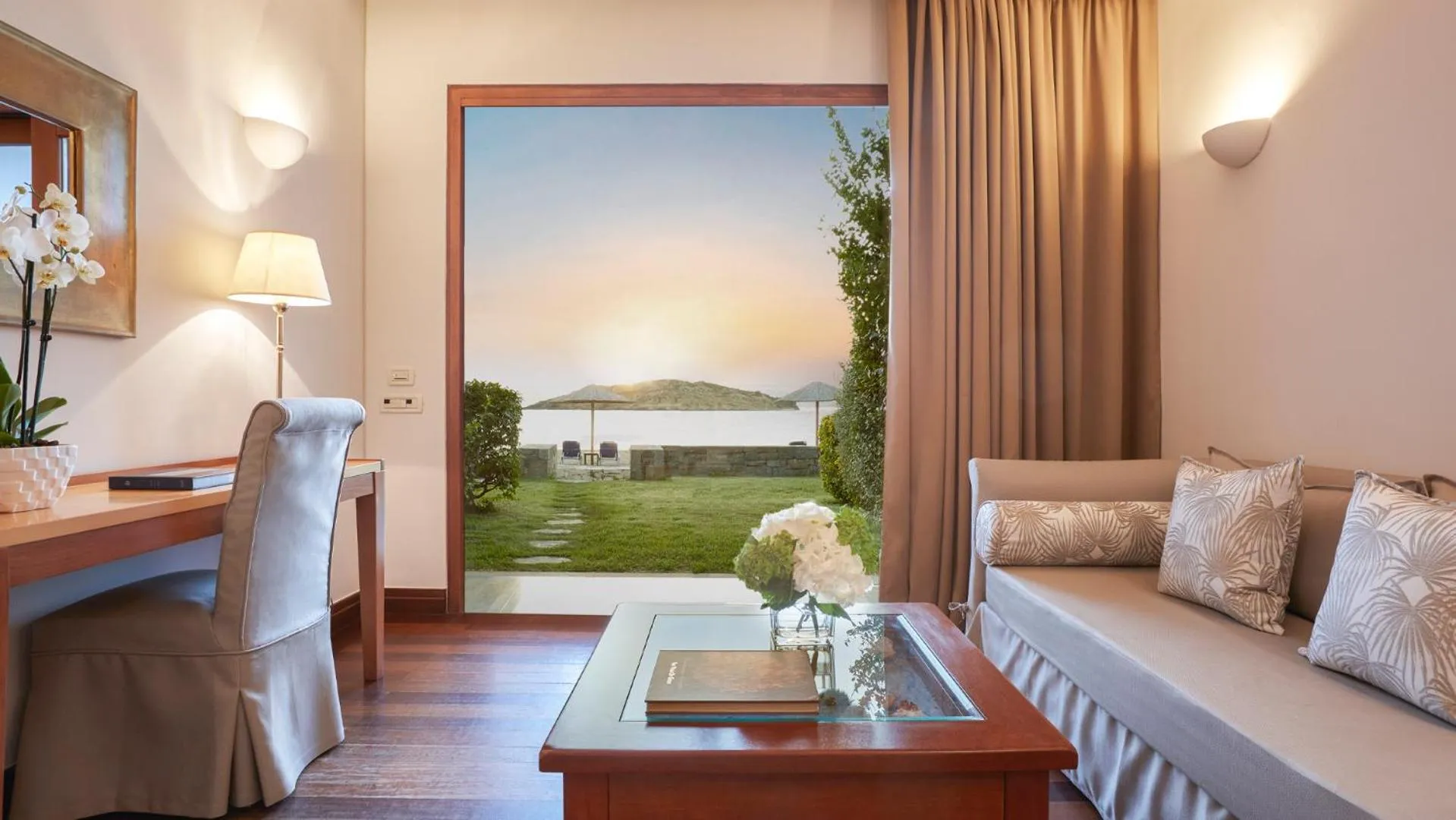 Living room in Grand Resort Lagonissi