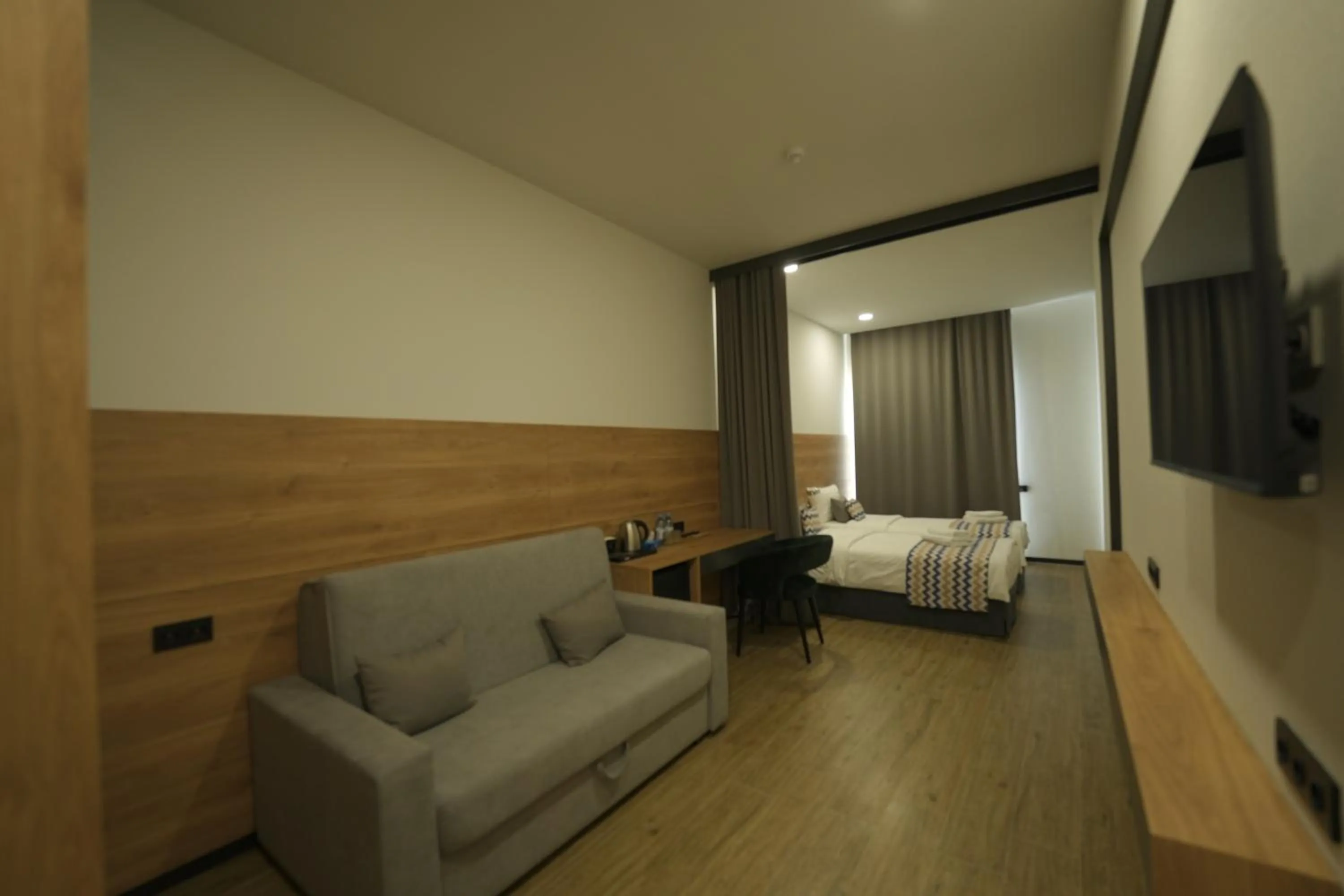 Photo of the whole room, Bed in 4Guest Hotel