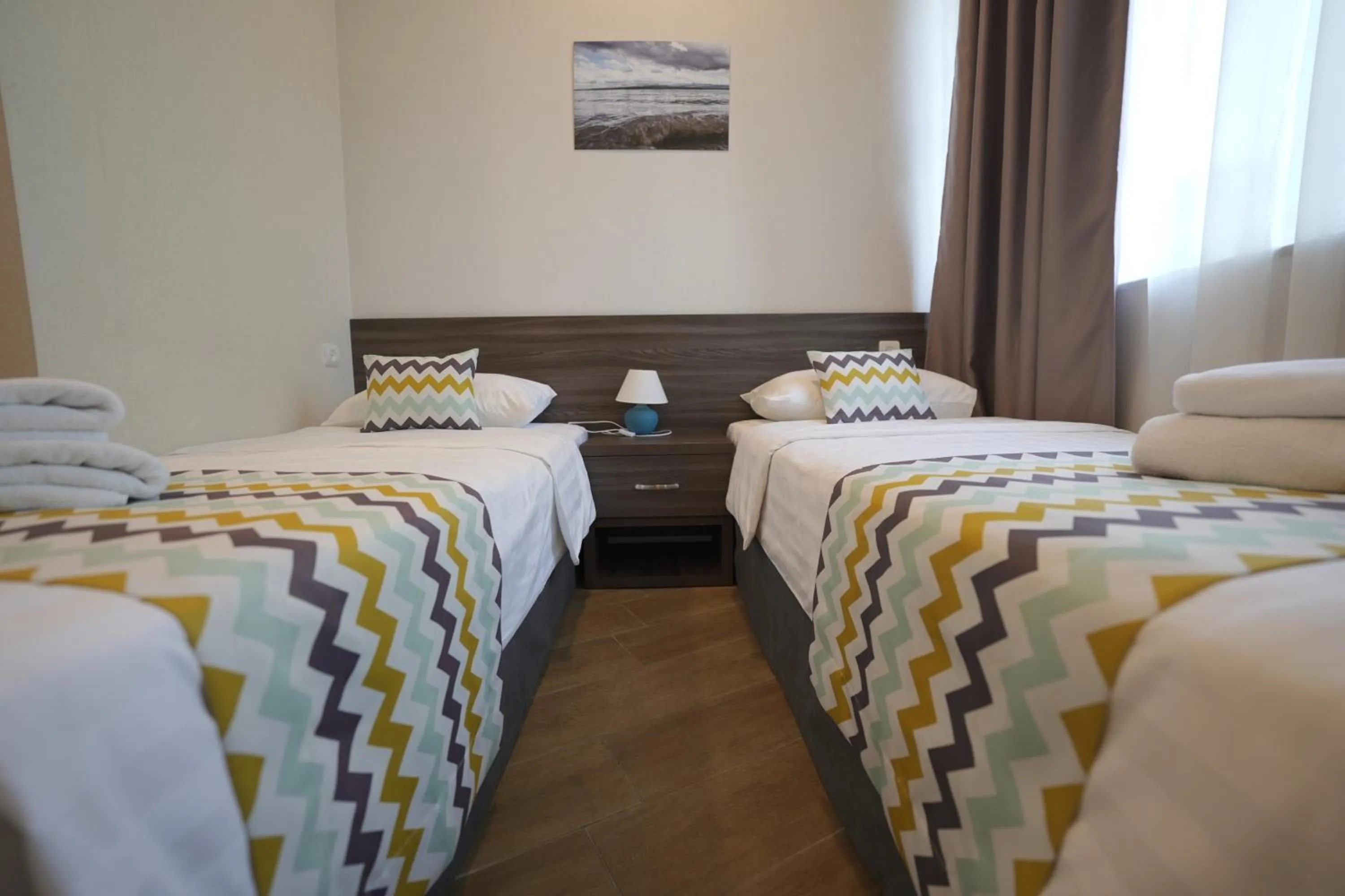 Photo of the whole room, Bed in 4Guest Hotel