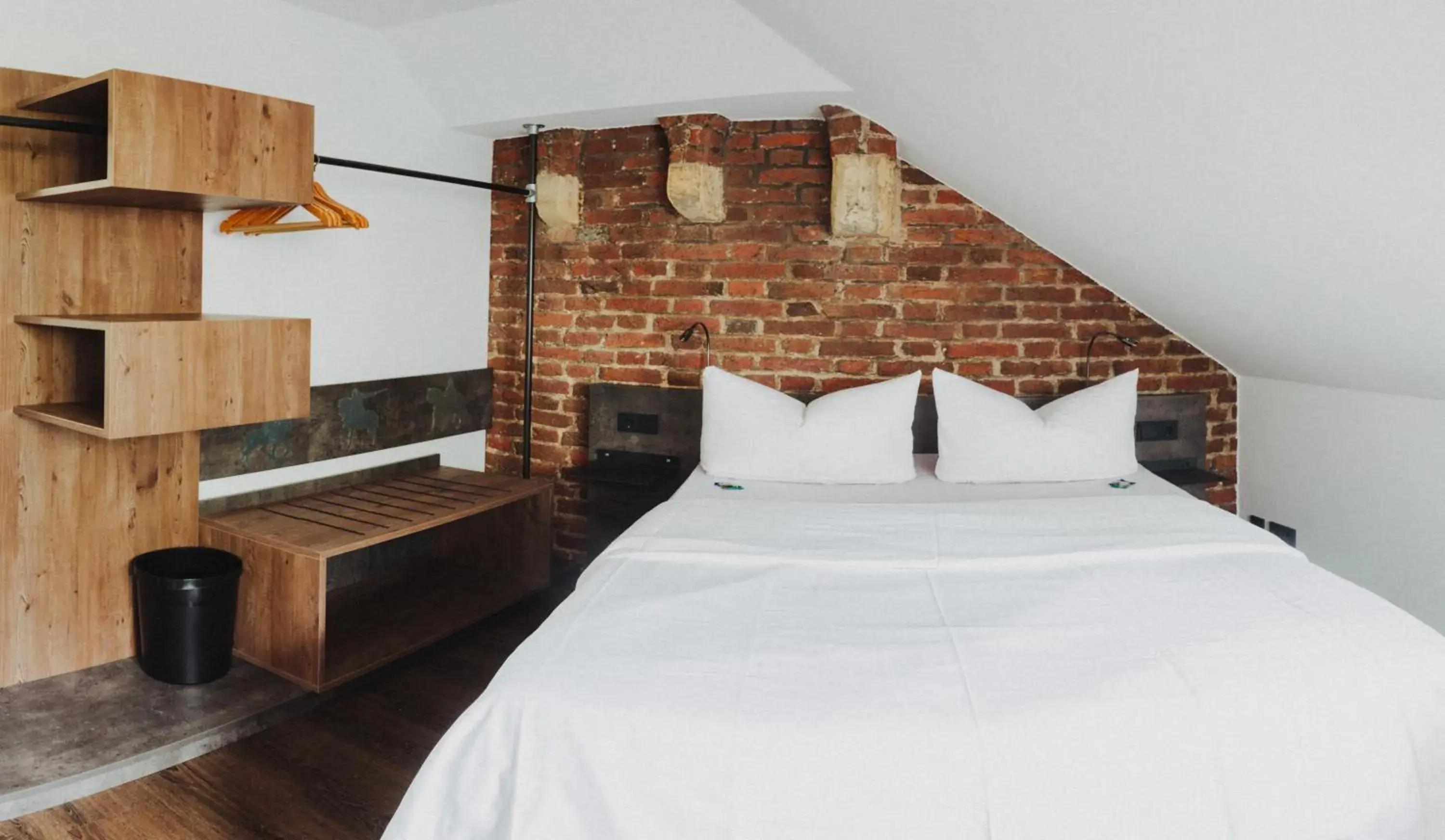 Large Single Room in Burghotel Pass Large Single Room in Burghotel Pass