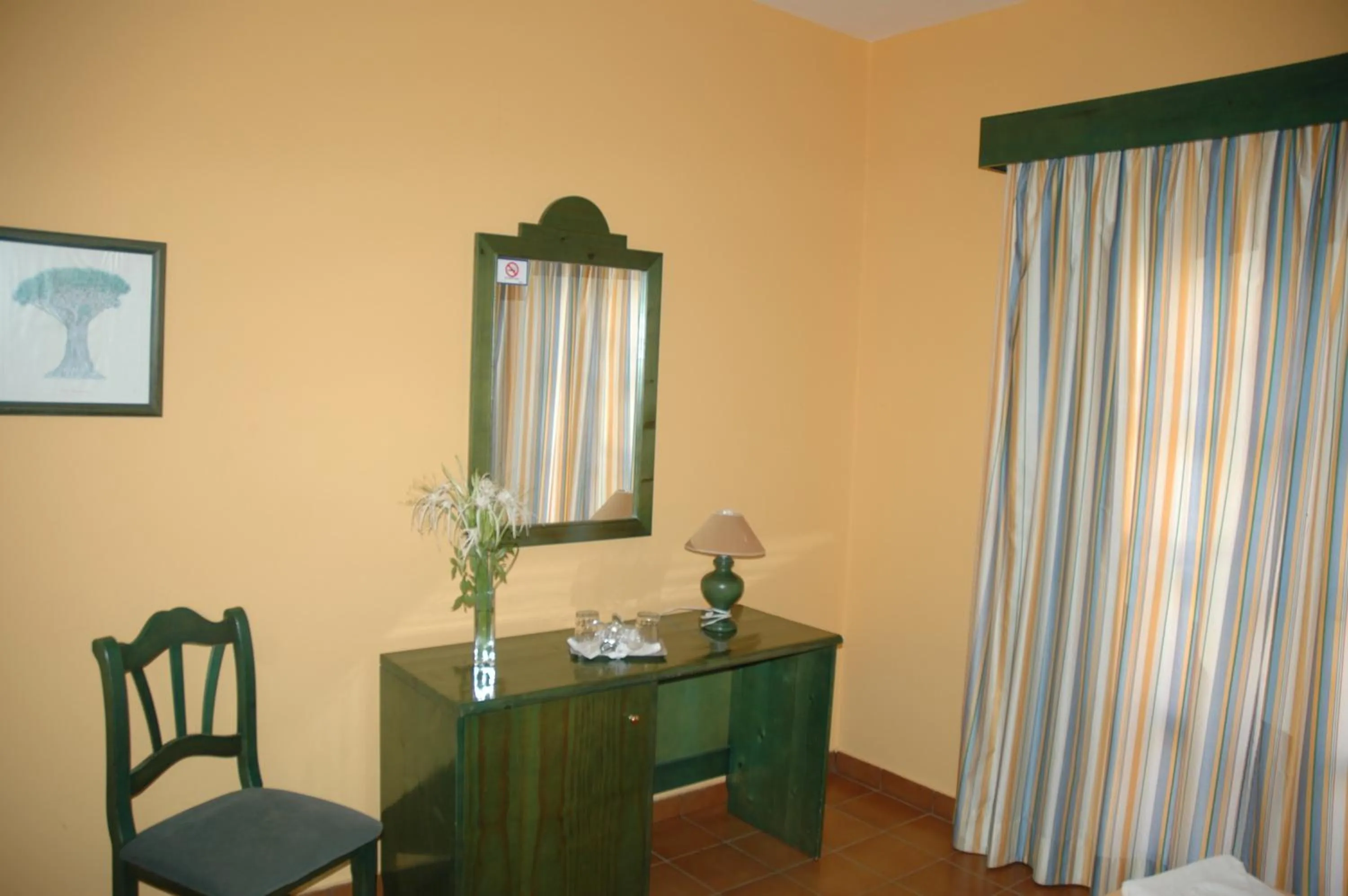 Bedroom in Hotel Jardín Concha