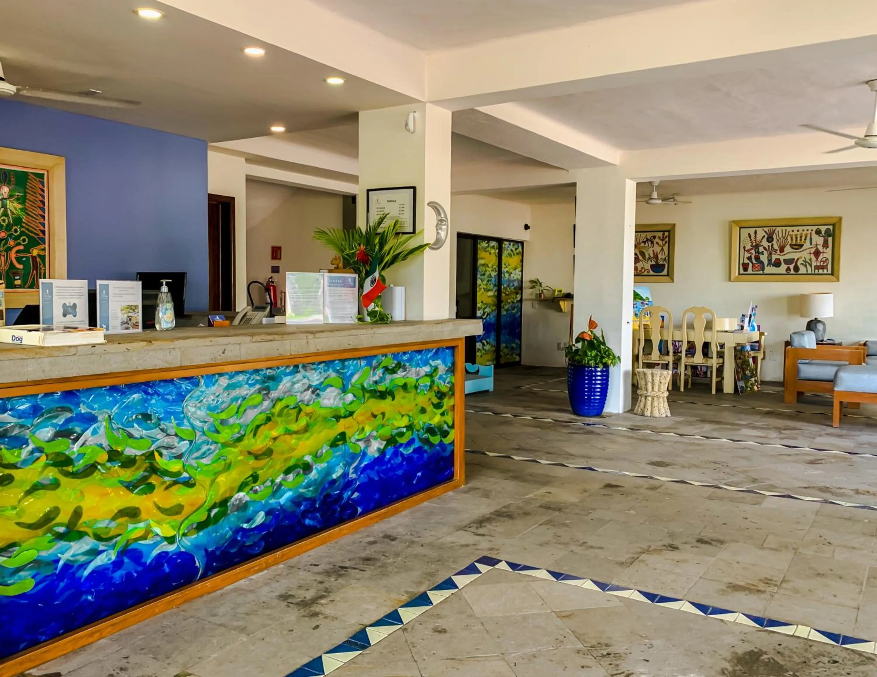 Lobby or reception in Puerto de Luna Pet Friendly and Family Suites