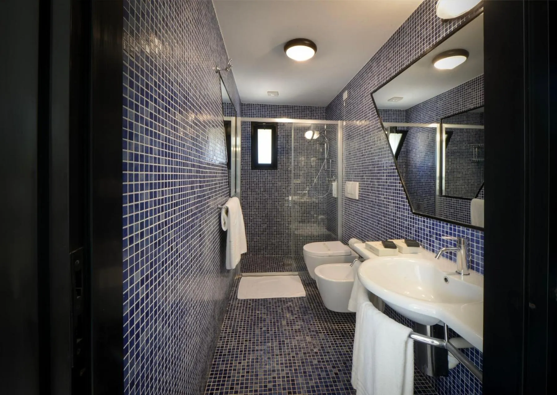 Bathroom in Grand Hotel Masseria Santa Lucia