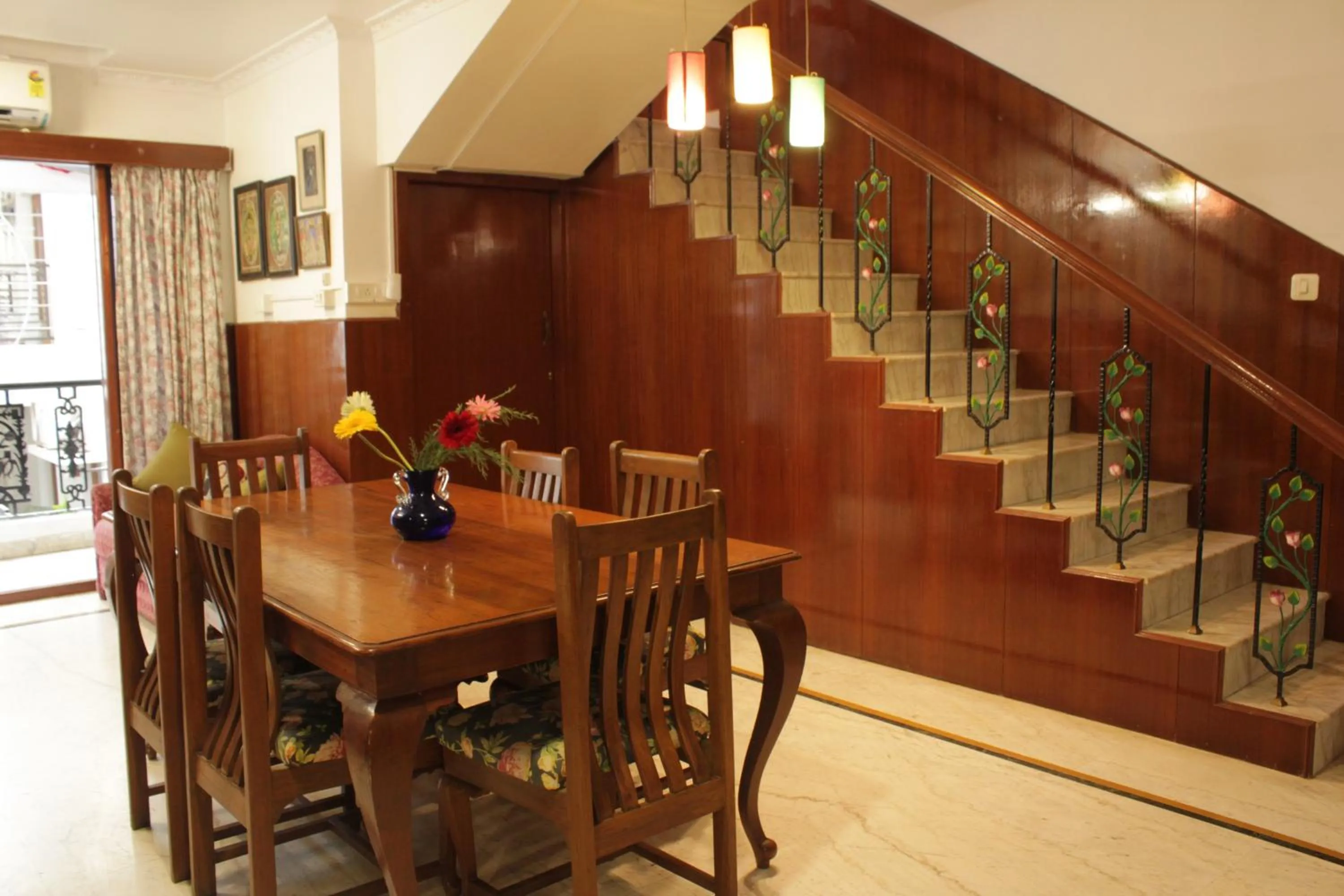 Dining area in Happy Planet