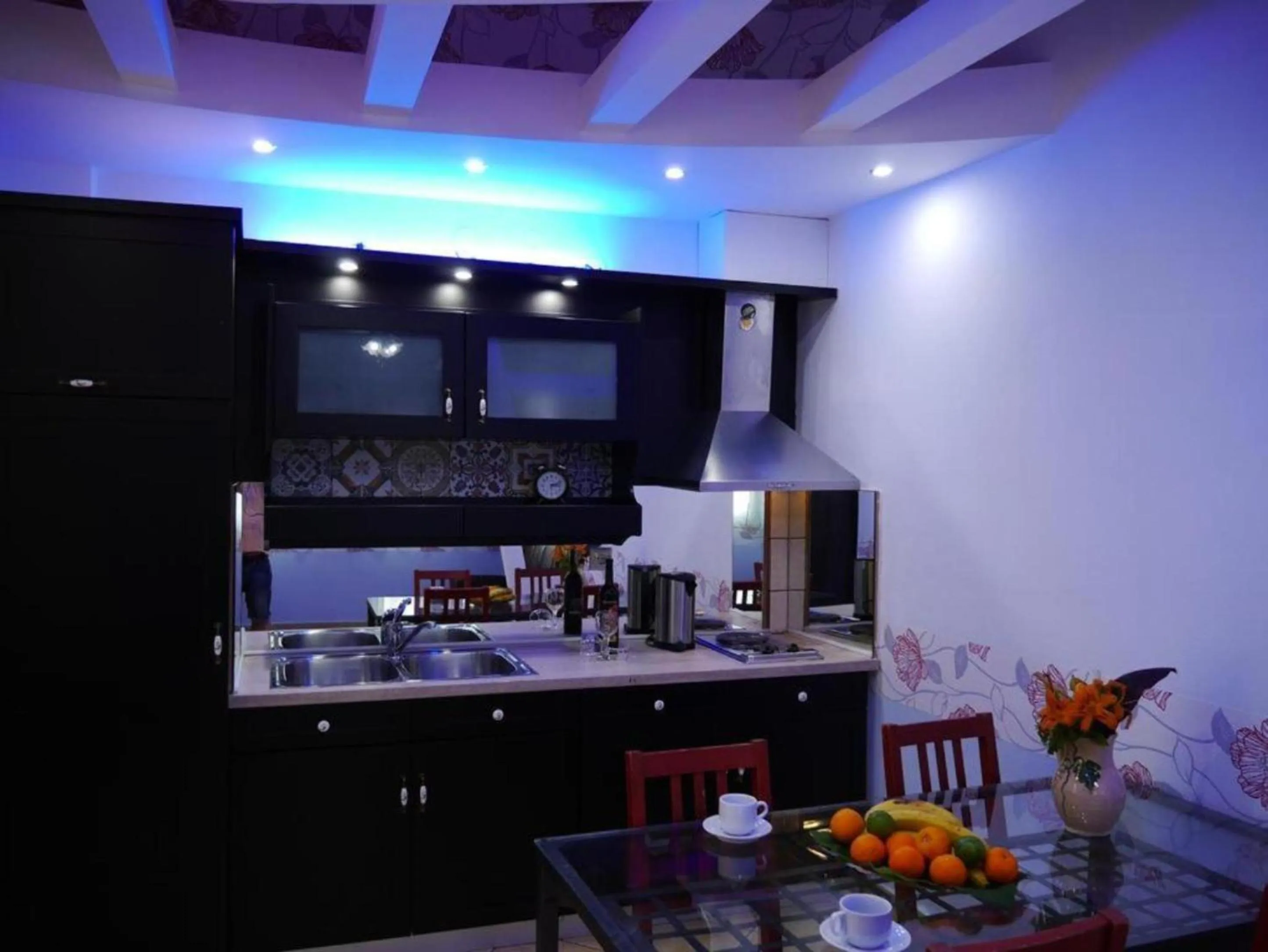 Kitchen or kitchenette in Blue Sky Apartments
