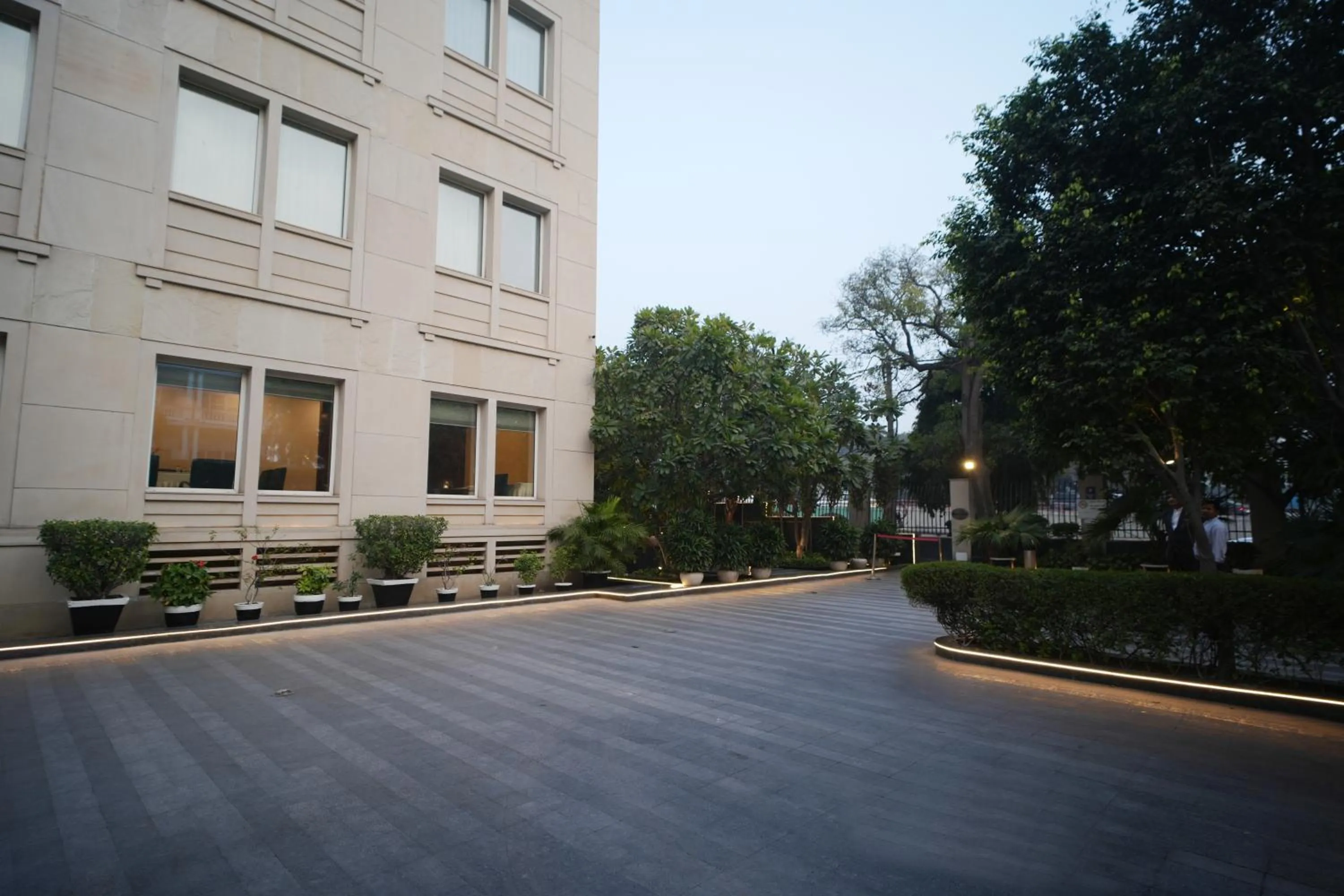 Parking in Muse Sarovar Portico Nehru Place