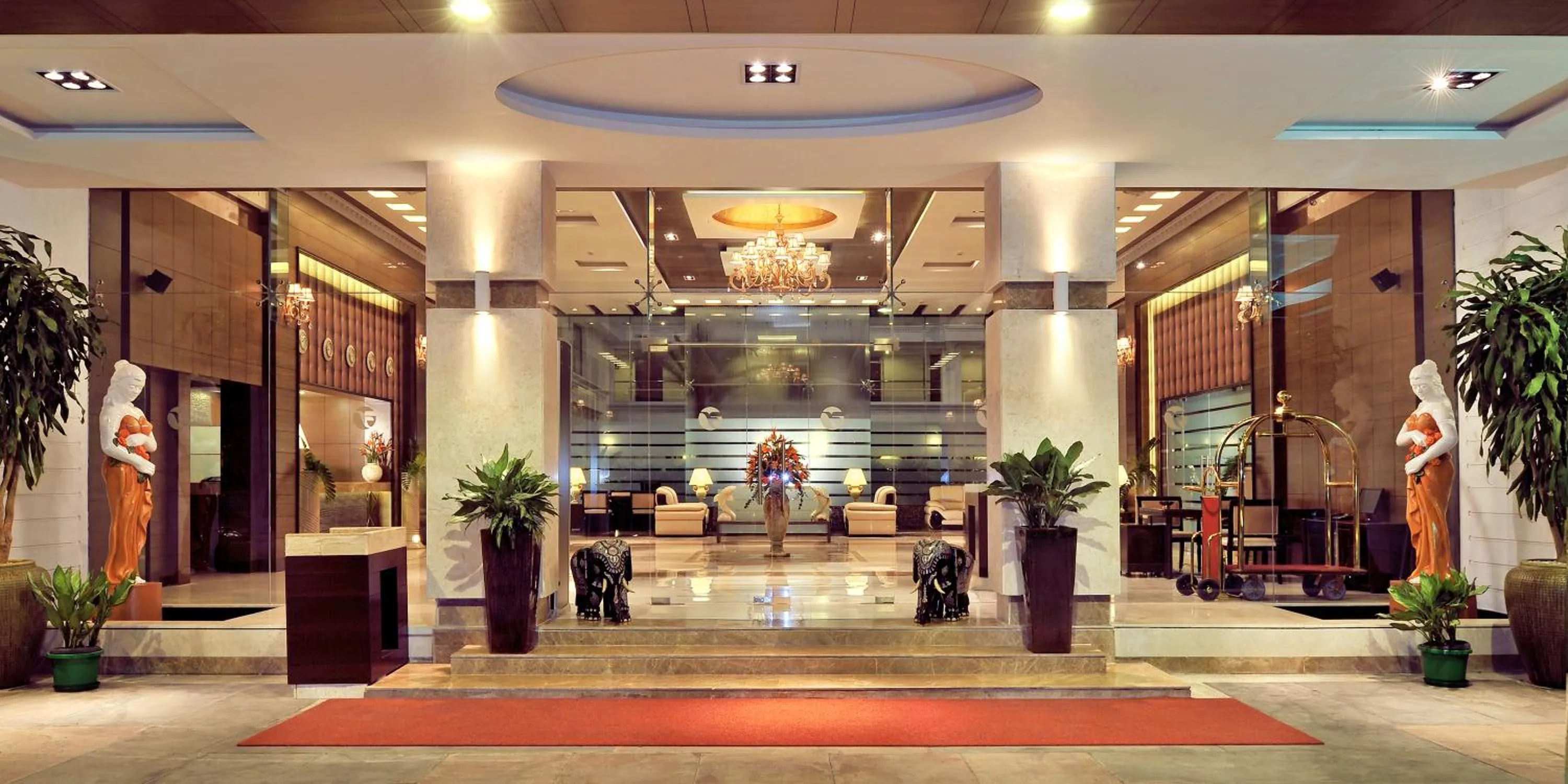 Lobby or reception in Fortune JP Palace, Mysore - Member ITC Hotels' Group
