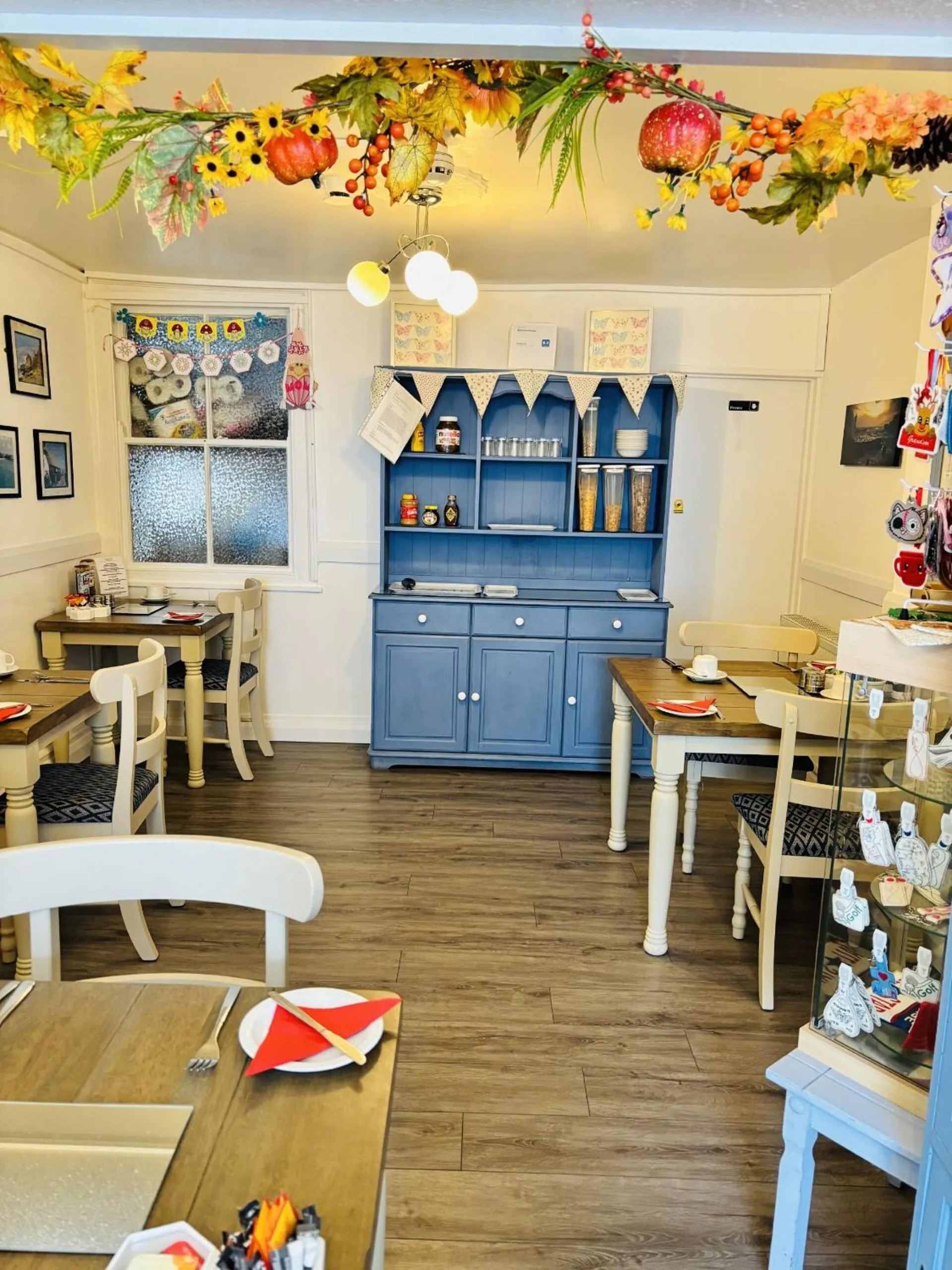 Breakfast in Carnson House