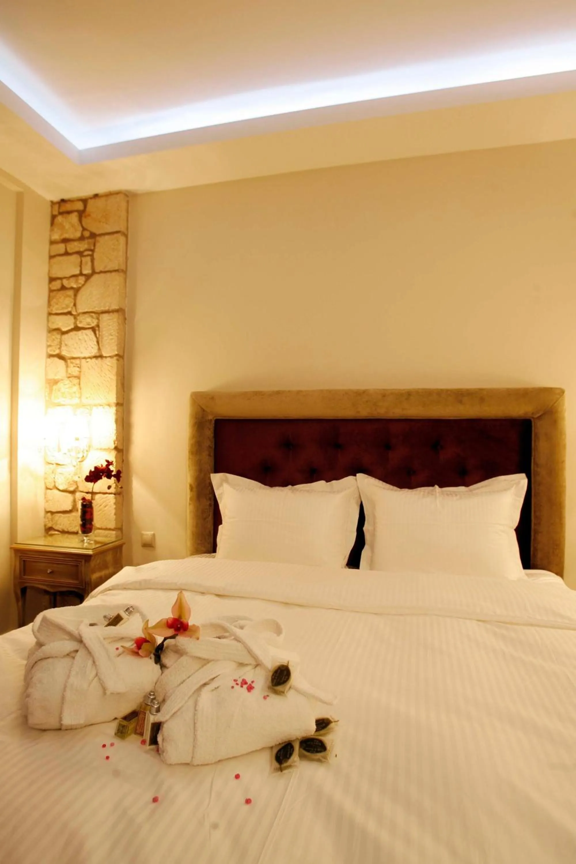 Bed in Diamond River Resort & Spa