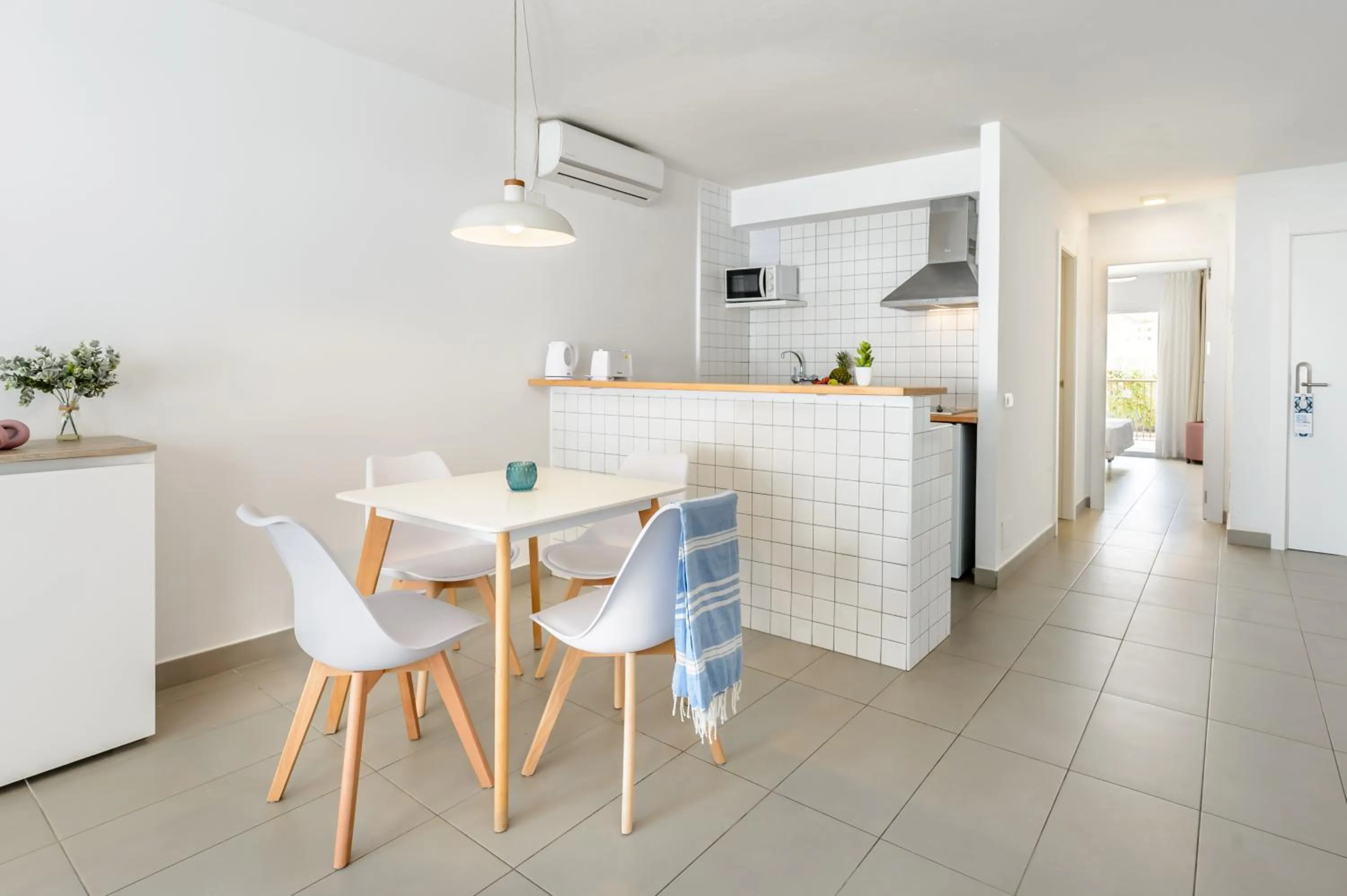 Kitchen or kitchenette in Apartamentos Vibra Riviera