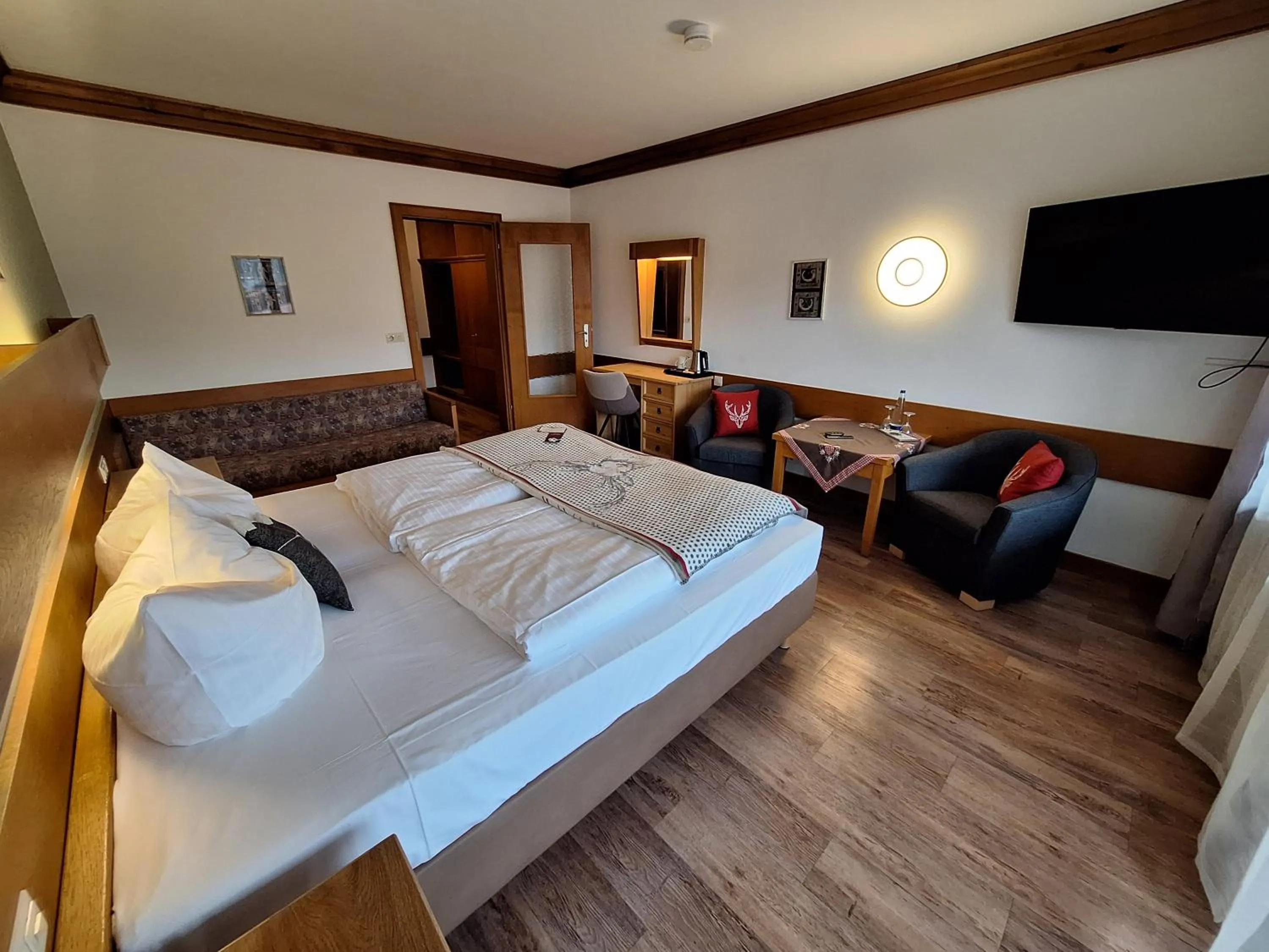 Photo of the whole room, Bed in Hotel Löwen