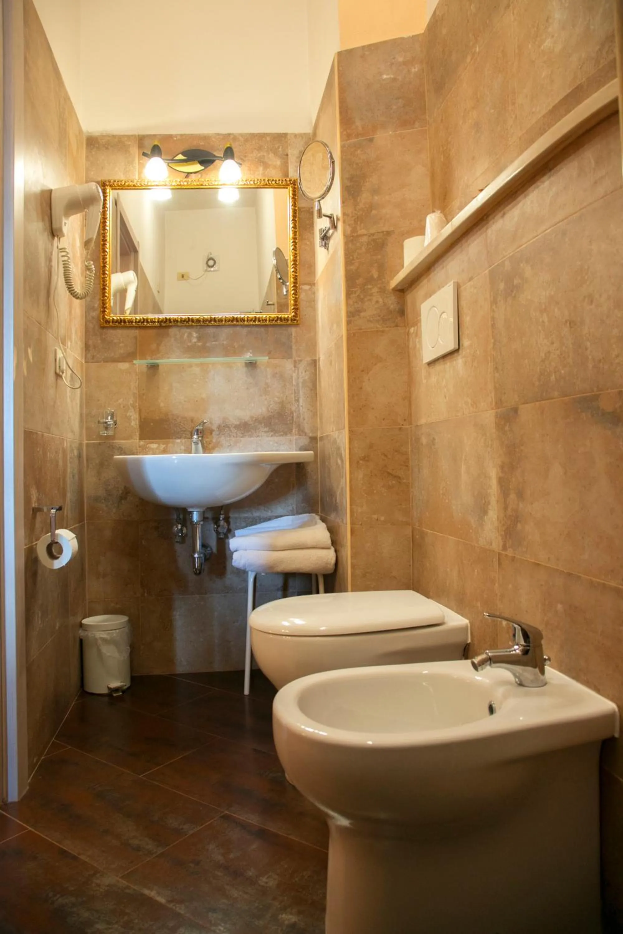 Bathroom in Hotel Merlini
