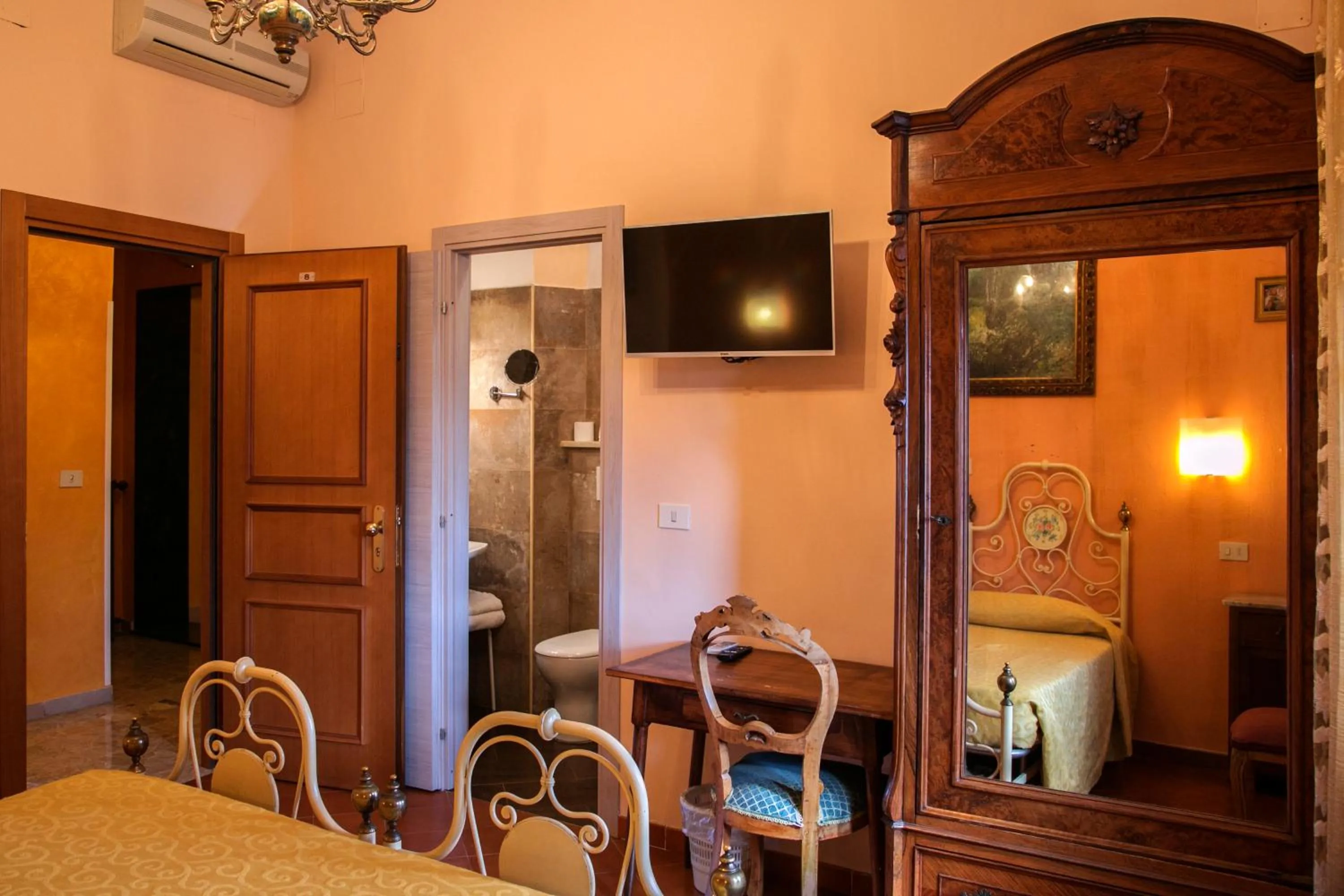 Bedroom in Hotel Merlini