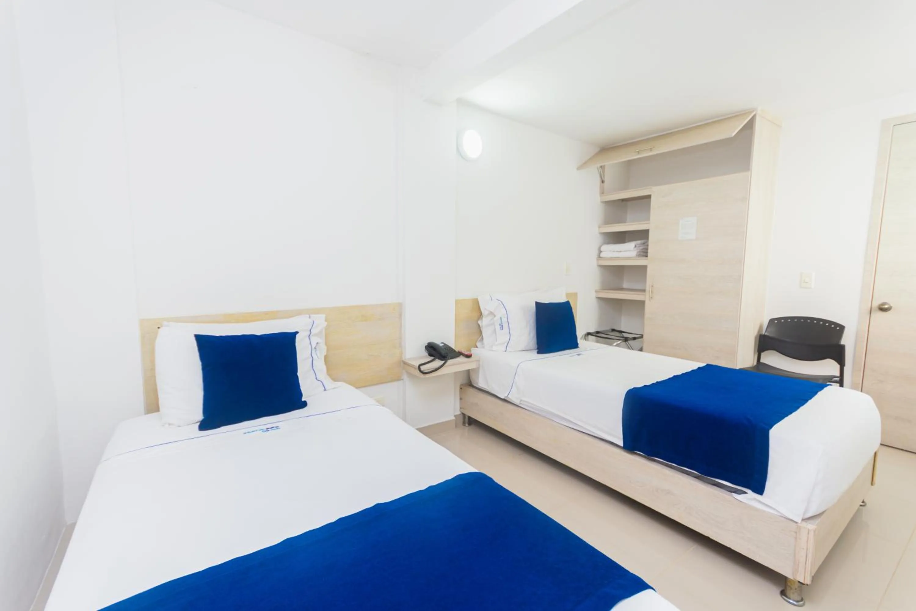 Bedroom, Bed in Hotel Suite del Parque