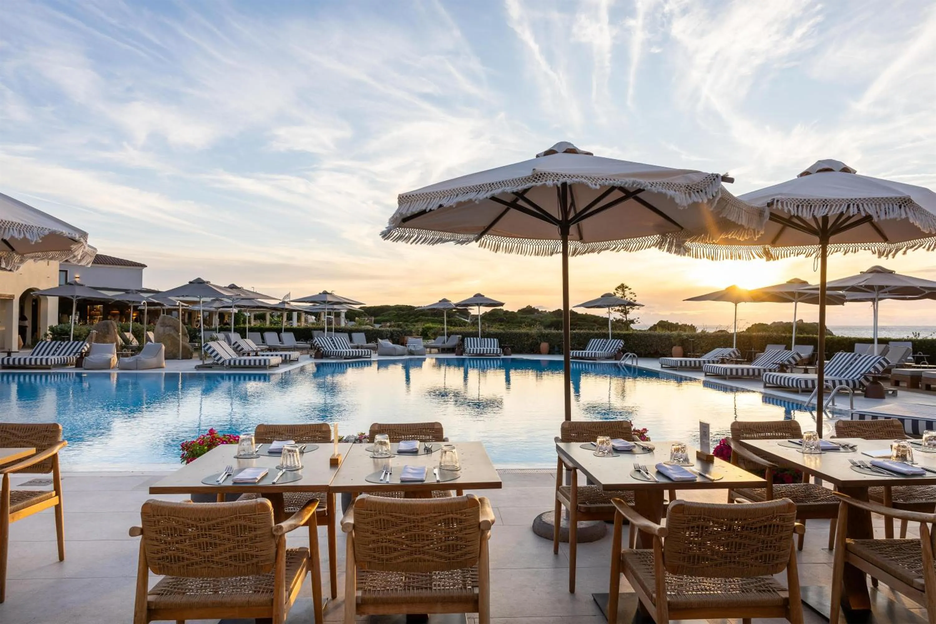 Restaurant/places to eat in Mangia's Santa Teresa Sardinia, Curio Collection by Hilton