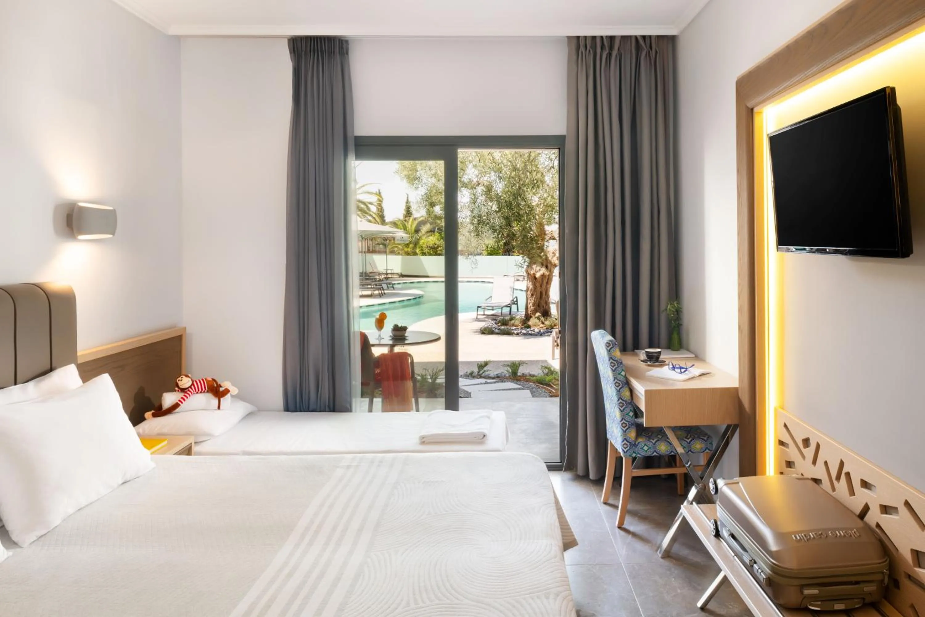 Bed in Philoxenia Hotel