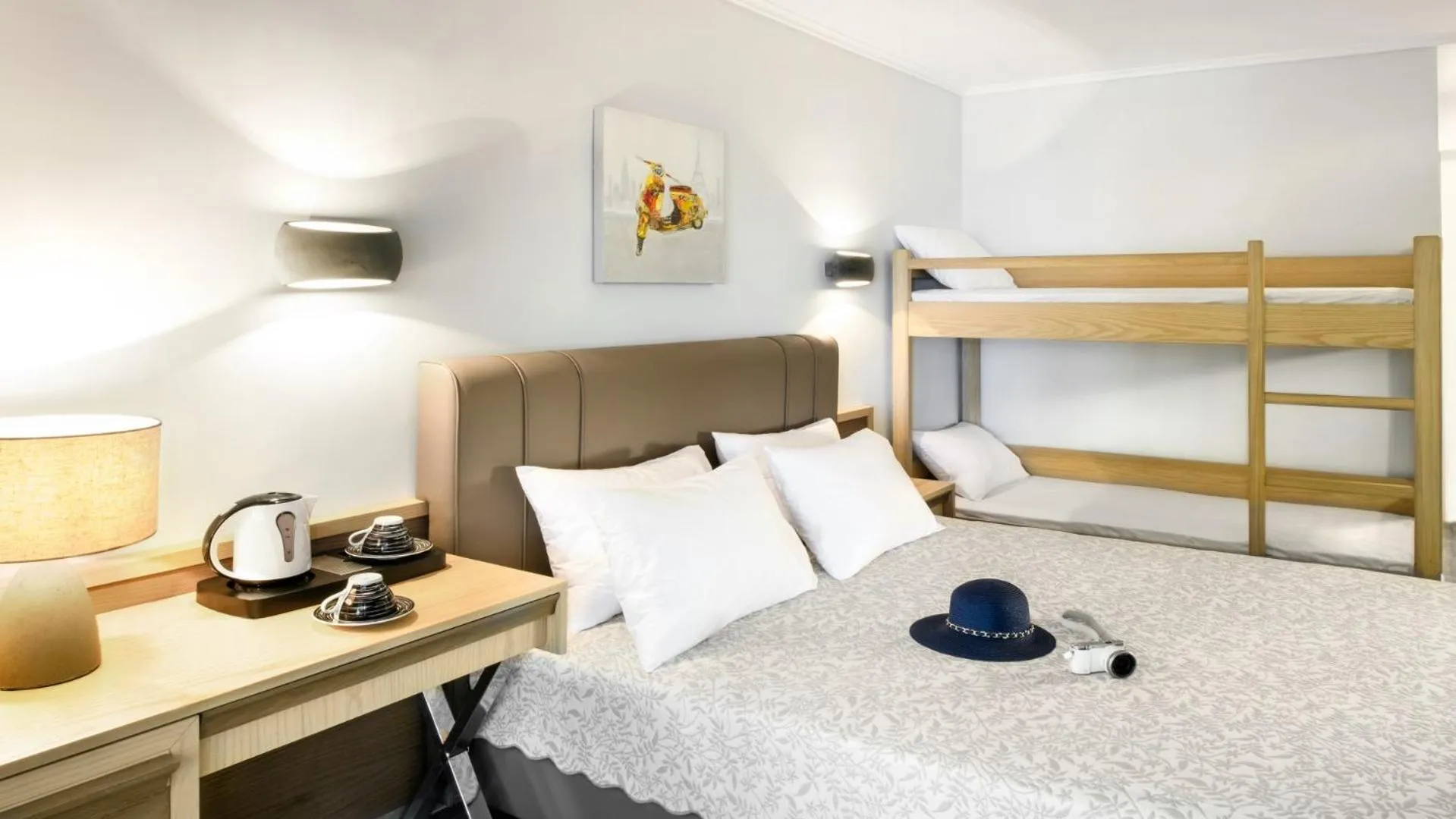 Coffee/tea facilities, Bed in Philoxenia Hotel