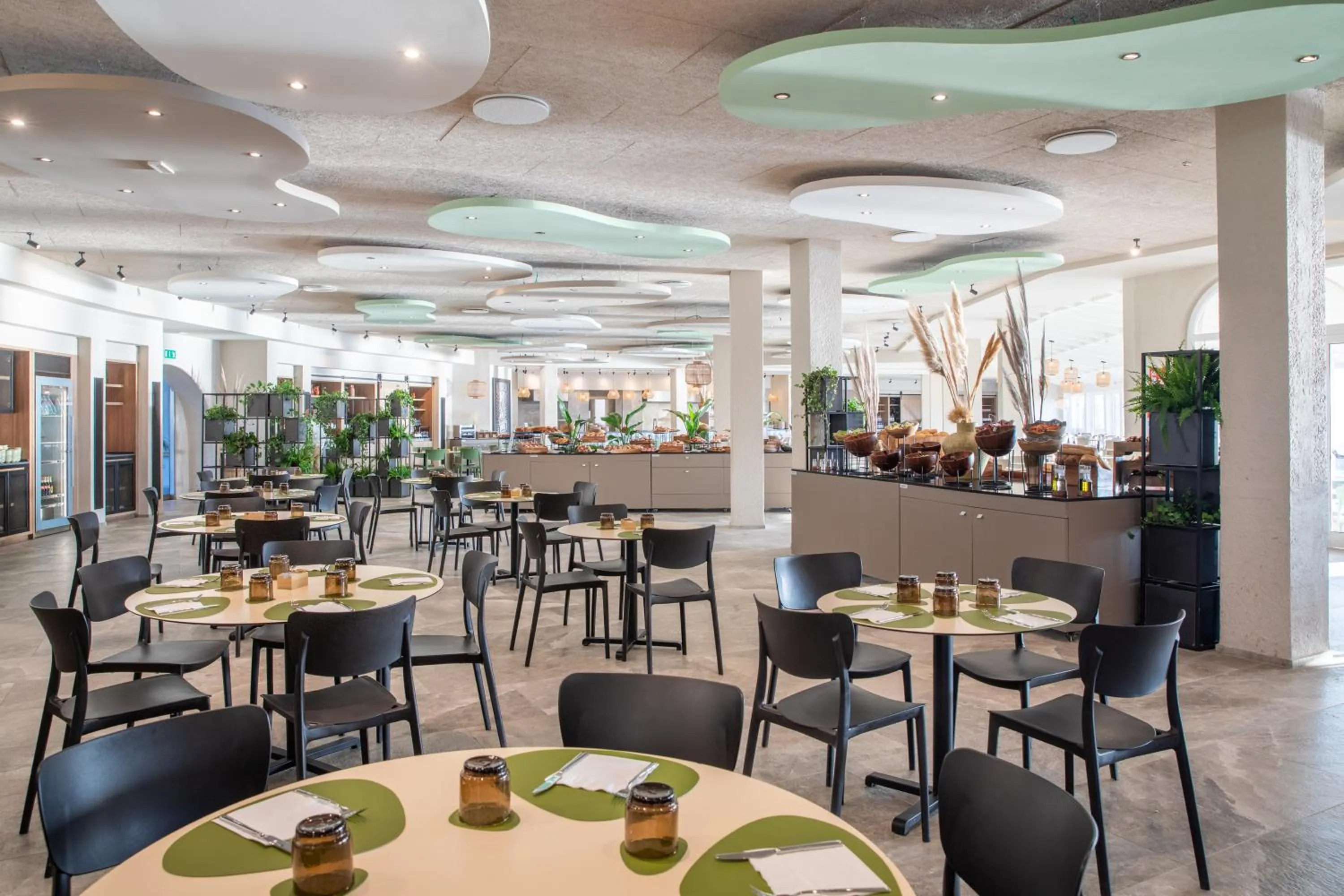 Restaurant/places to eat in Mangia's Sardinia Resort