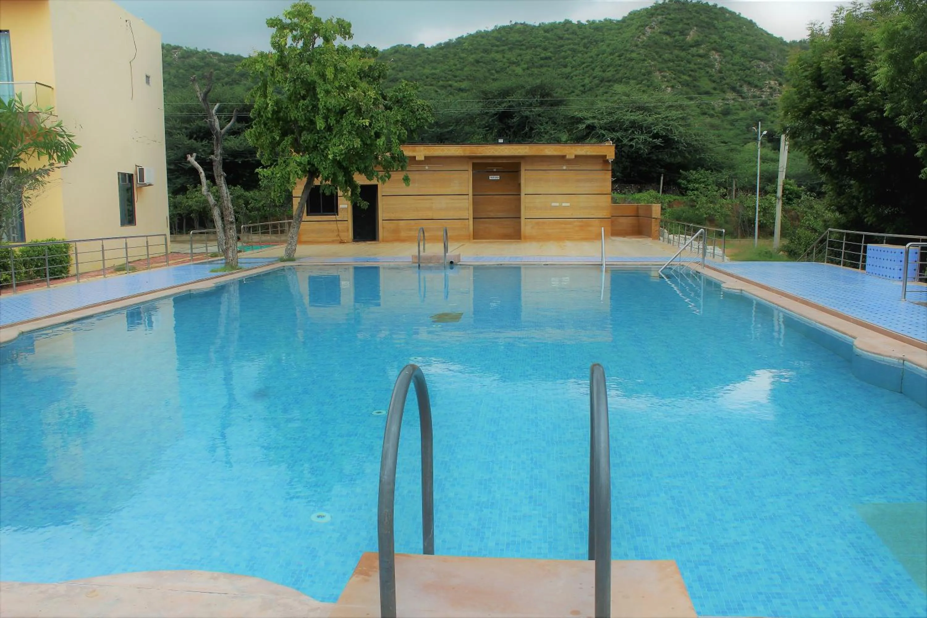 Chitrakoot Garden and Resorts