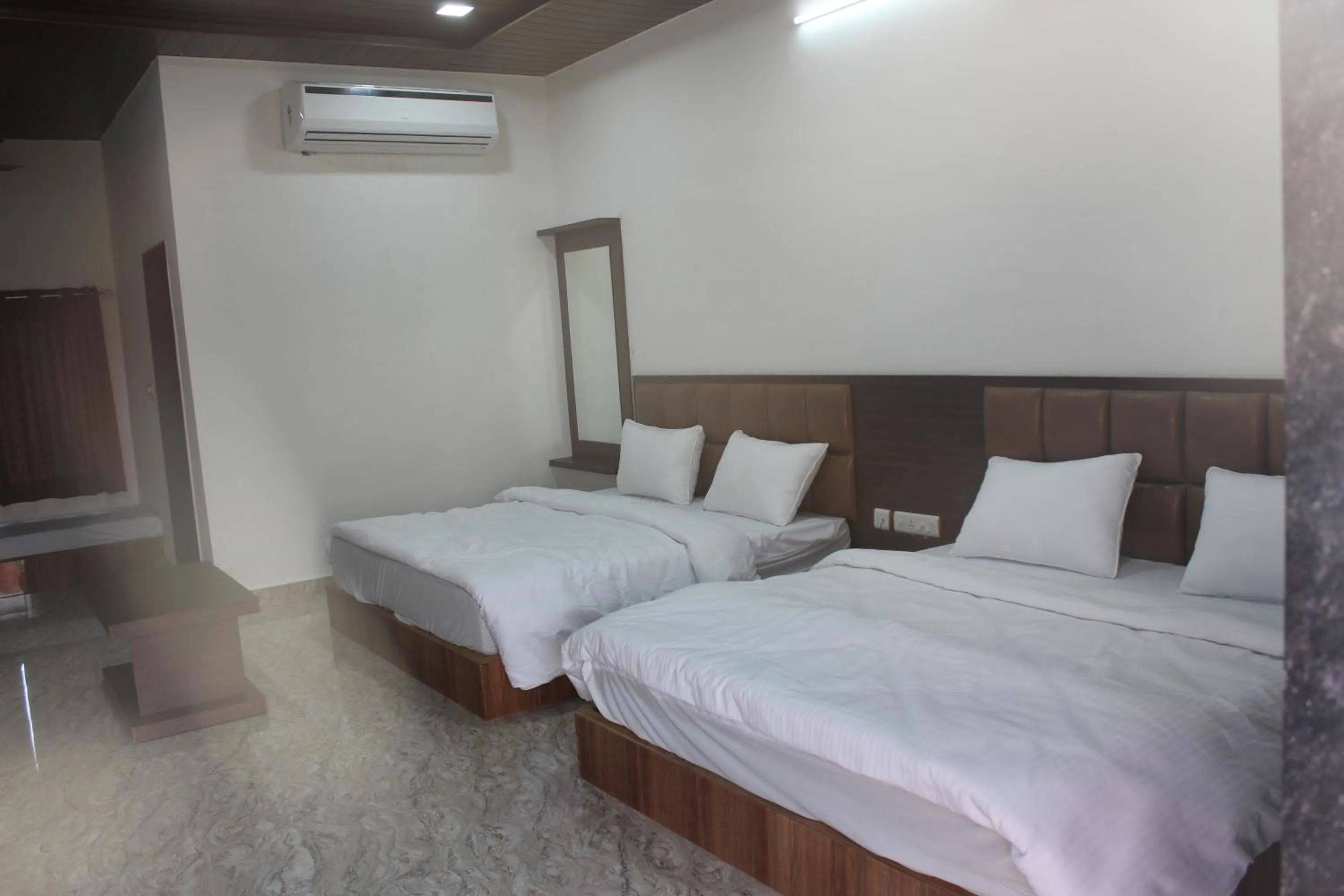 Chitrakoot Garden and Resorts