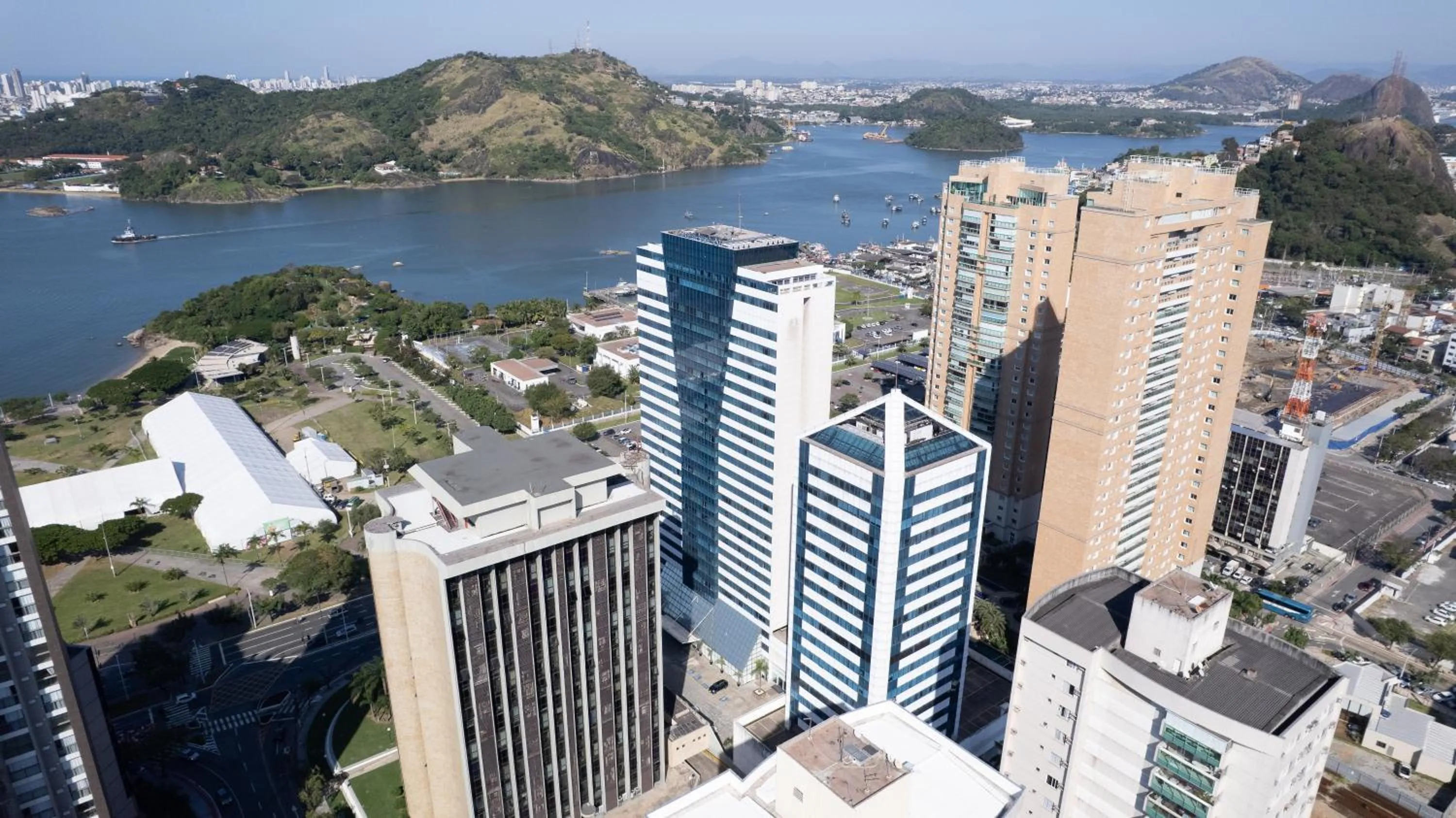 City view in Golden Tulip Porto Vitória