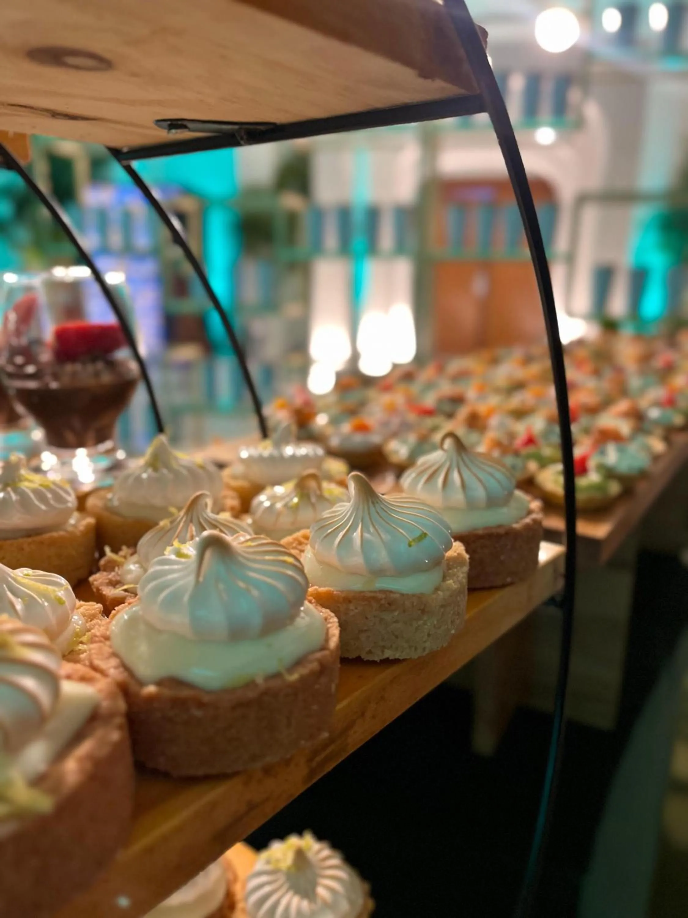 Food in Golden Tulip Porto Vitória