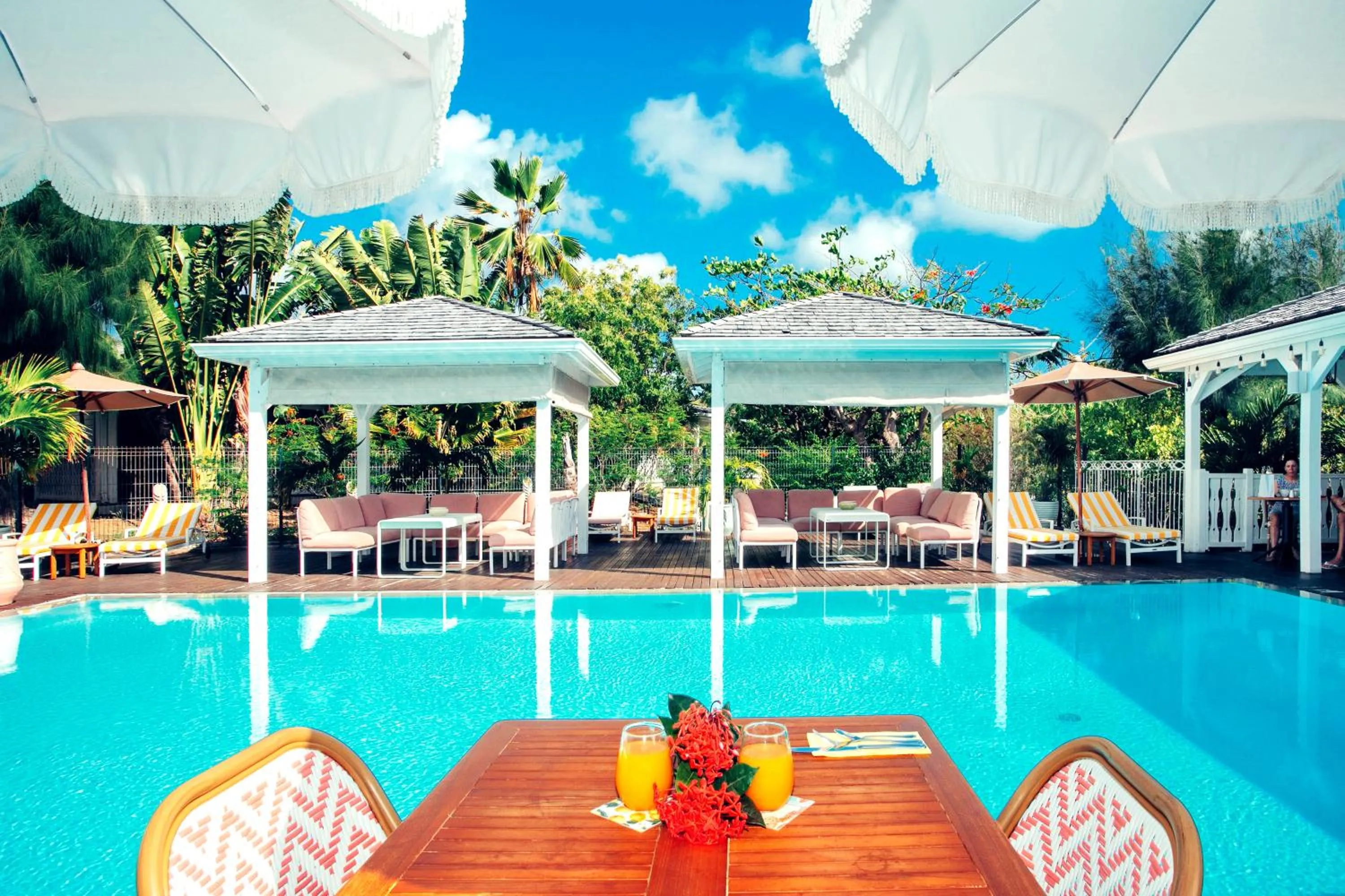 Restaurant/places to eat in Hotel La Plantation