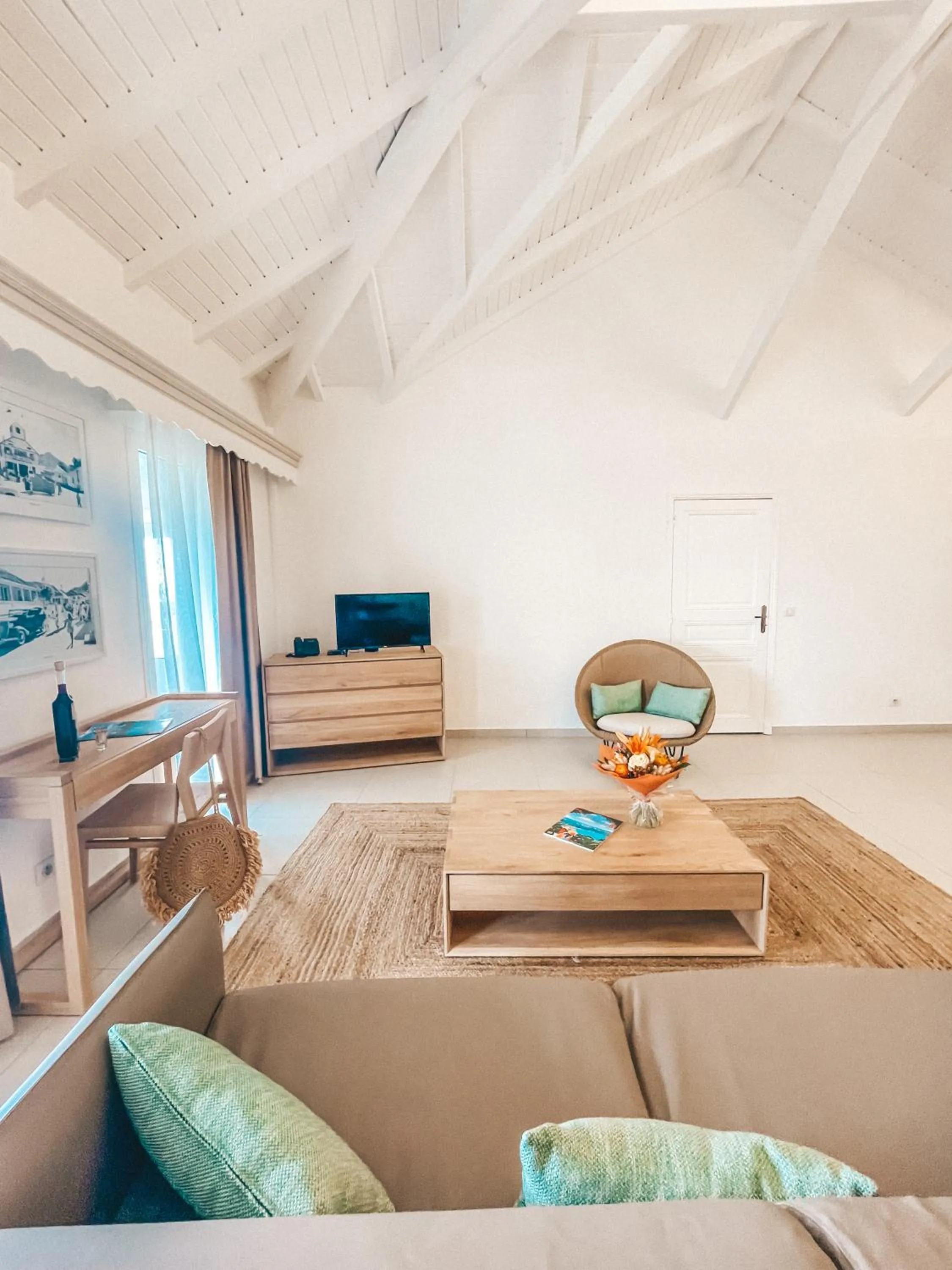 TV and multimedia in Hotel La Plantation