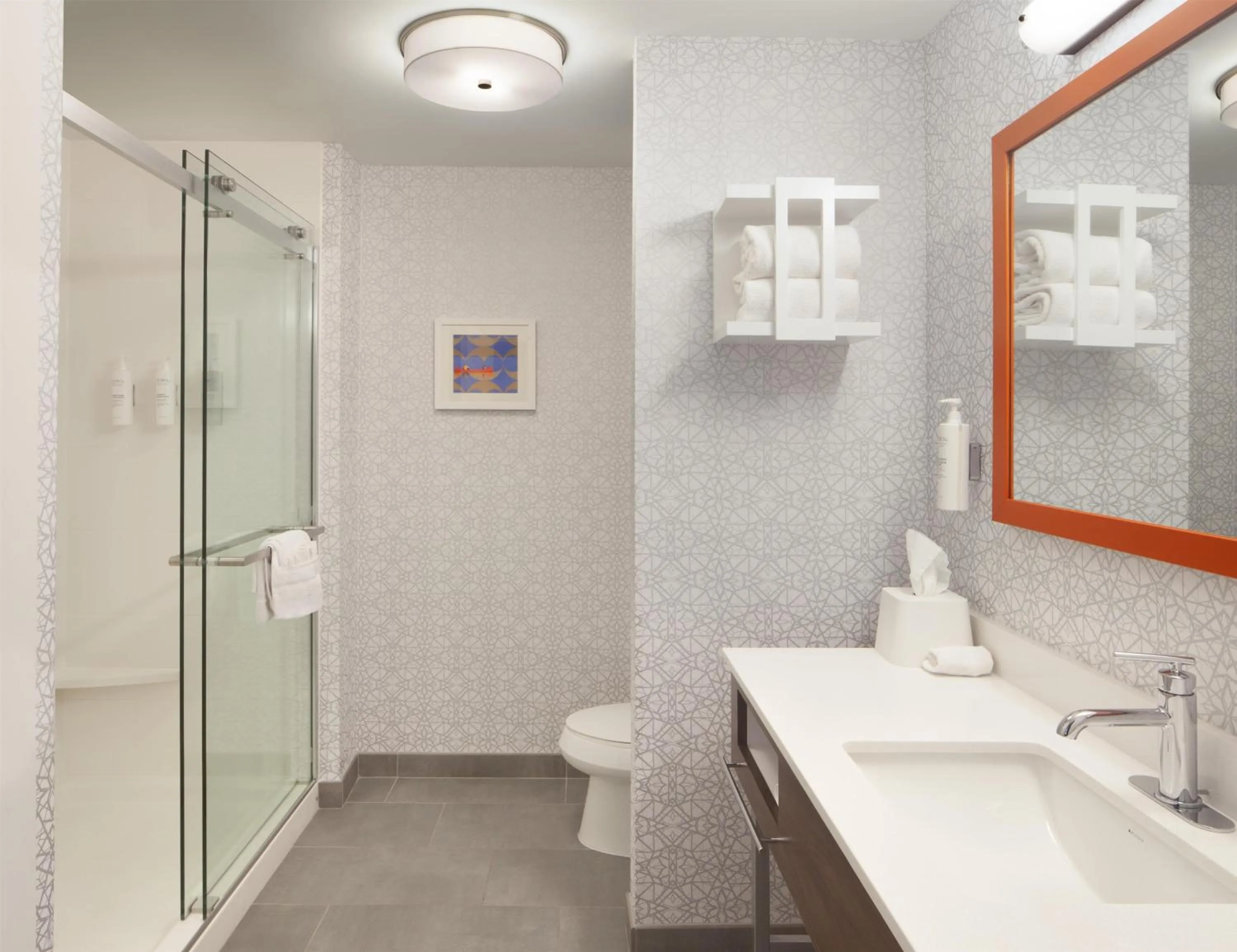 Bathroom in Hampton Inn & Suites Cleveland-Mentor