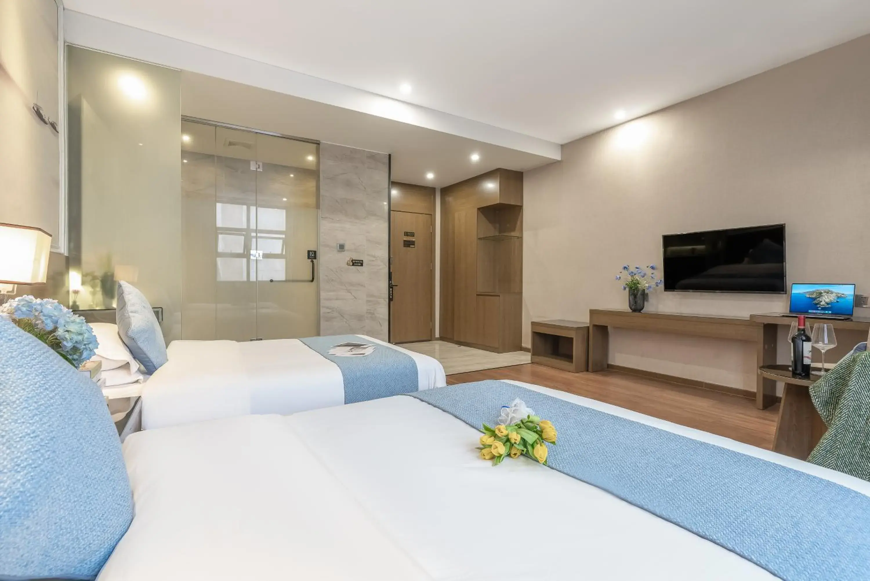 Executive Twin Room in Zhongshan Bafei Hotel Executive Twin Room in Zhongshan Bafei Hotel