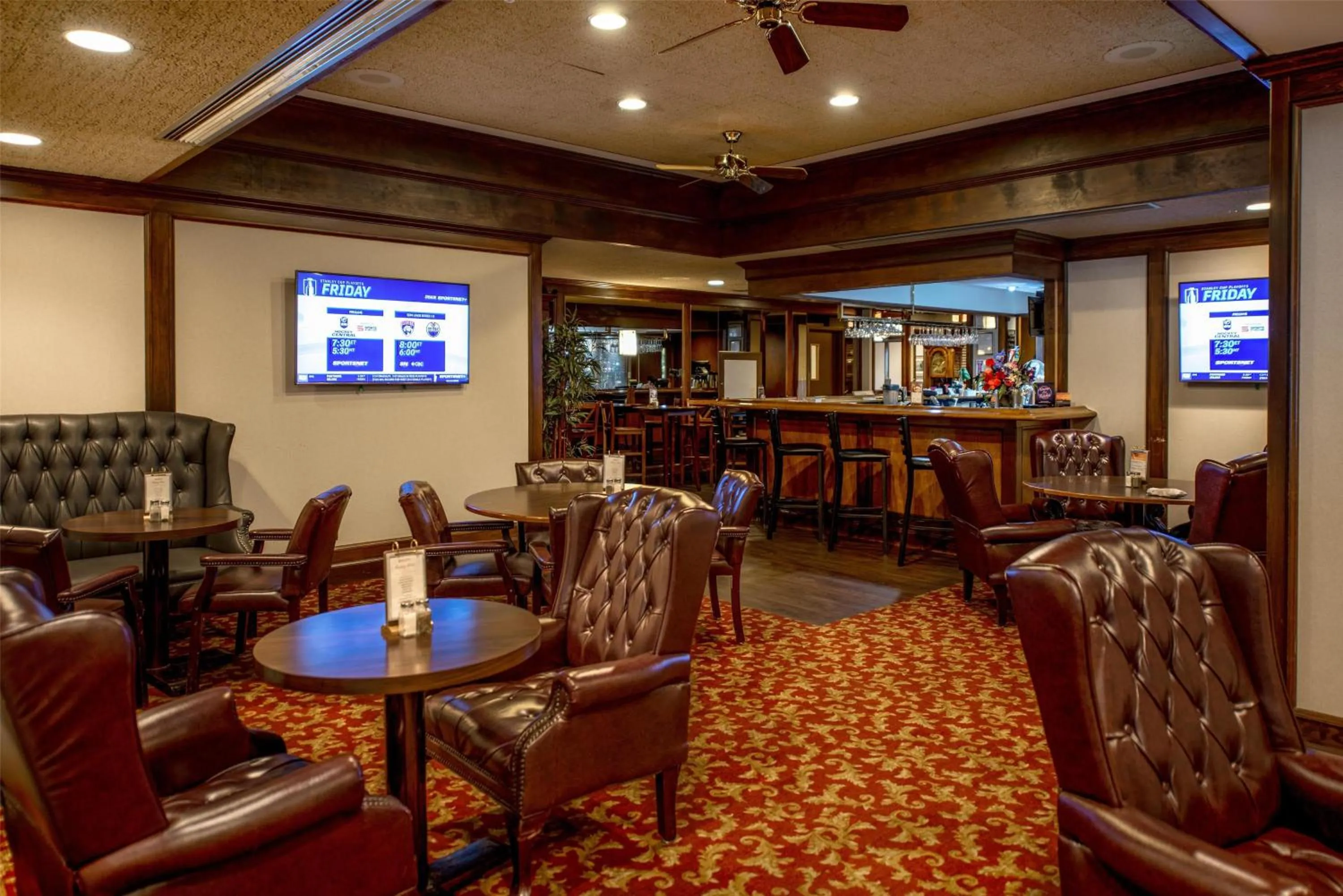 Restaurant/places to eat in Coast Prince George Hotel by APA