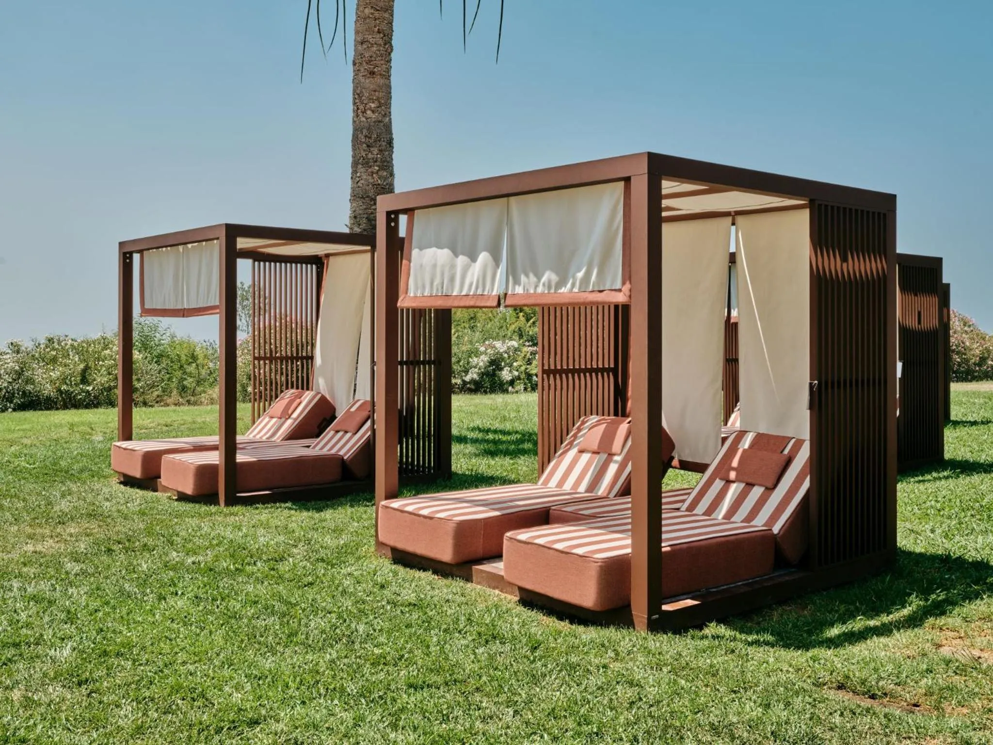 Garden in Mangia's Torre Del Barone Resort & SPA