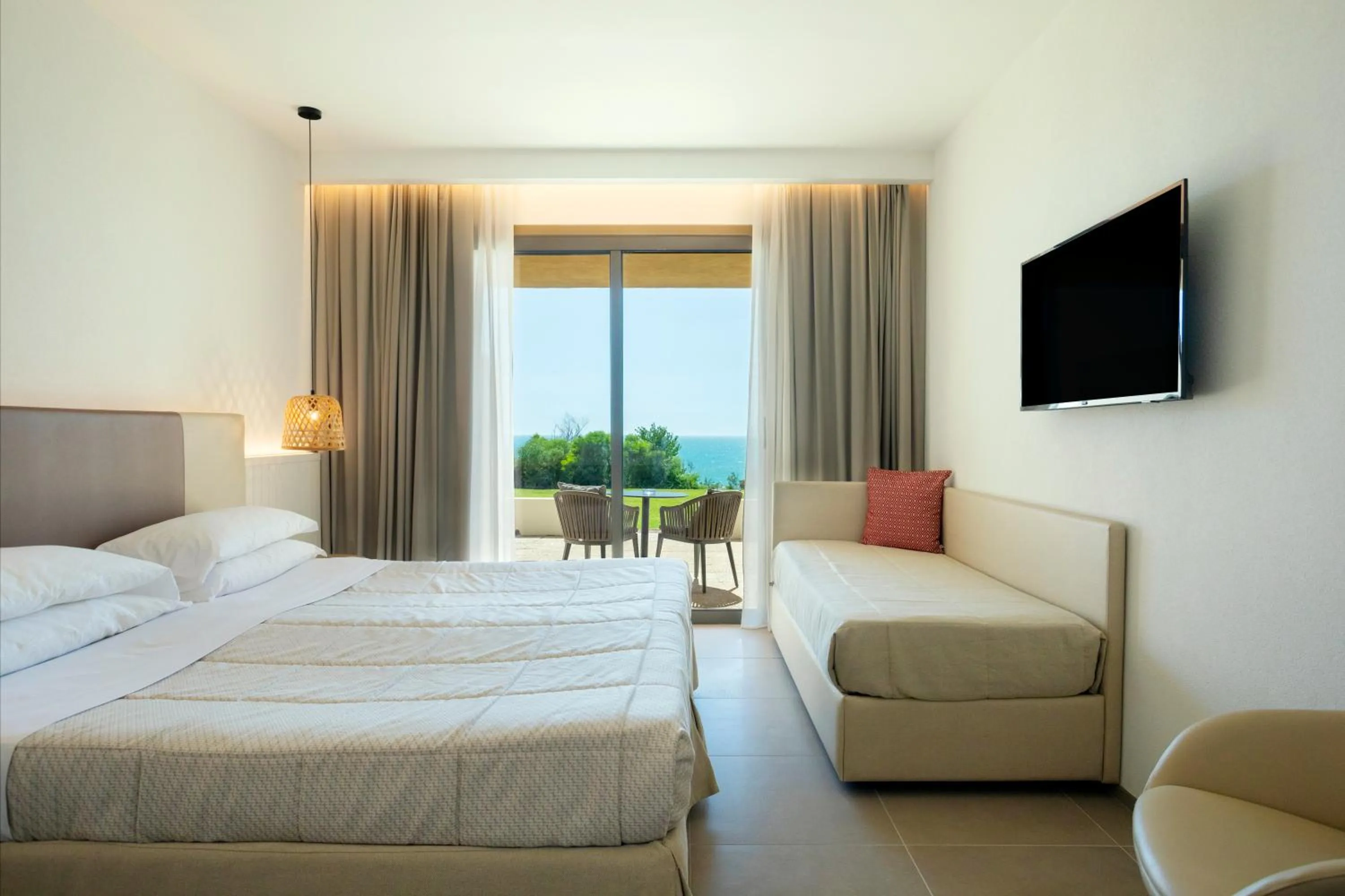 Bedroom, Bed in Mangia's Torre Del Barone Resort & SPA