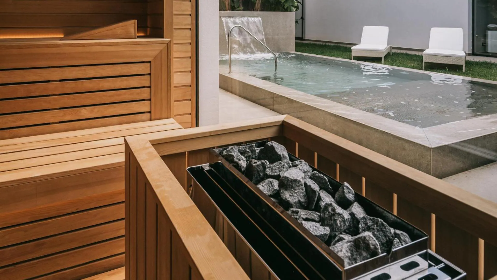 Spa and wellness centre/facilities in Mangia's Torre Del Barone Resort & SPA