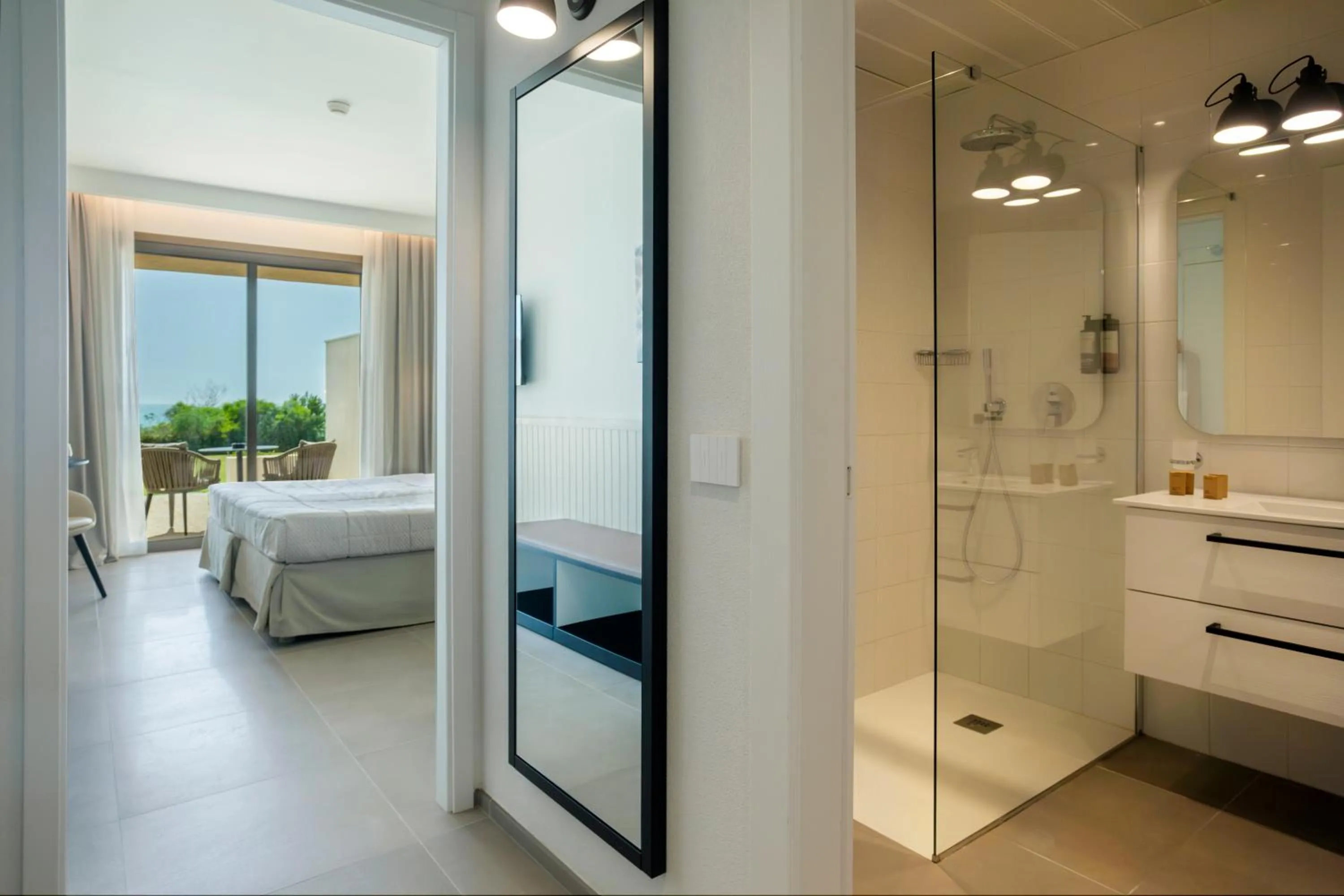 Bedroom, Bed in Mangia's Torre Del Barone Resort & SPA