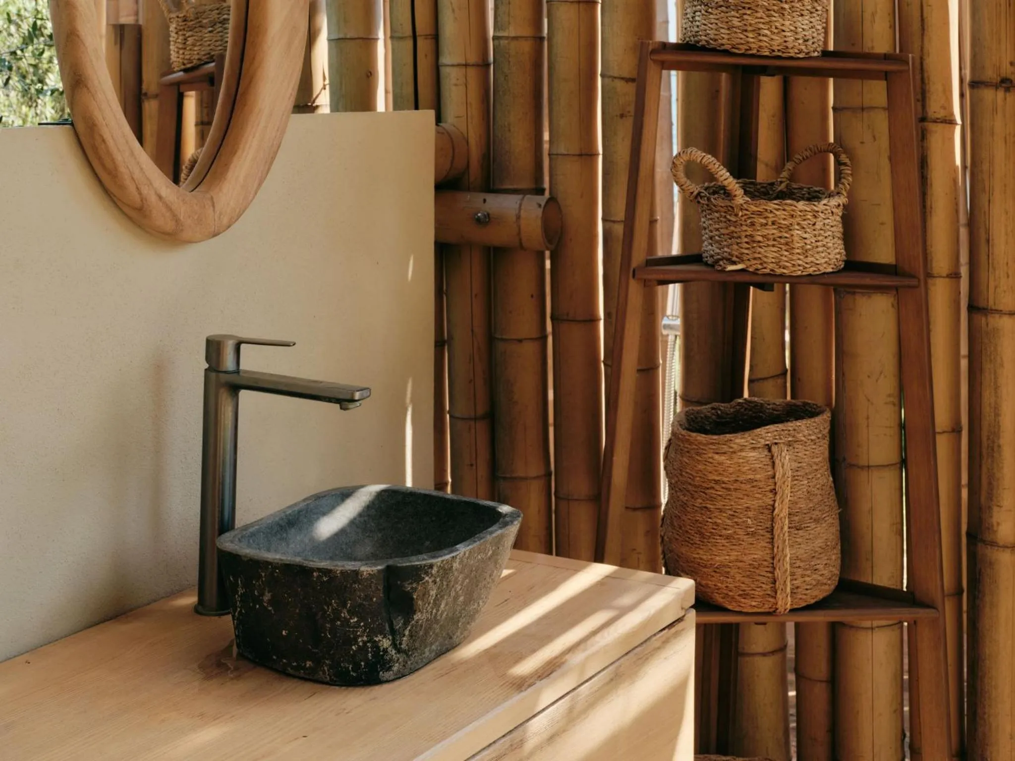 Decorative detail in Mangia's Torre Del Barone Resort & SPA