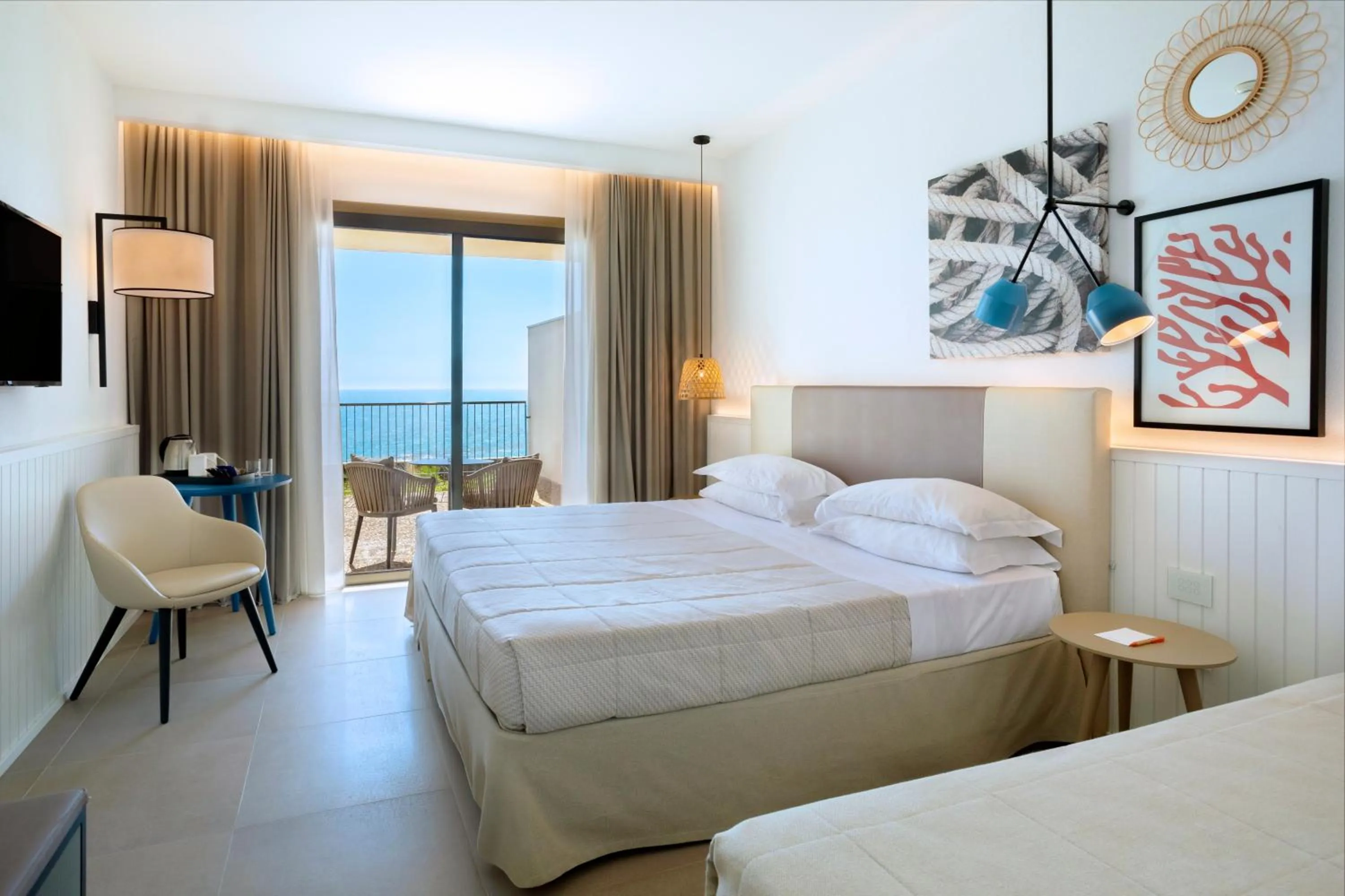 Bedroom, Bed in Mangia's Torre Del Barone Resort & SPA