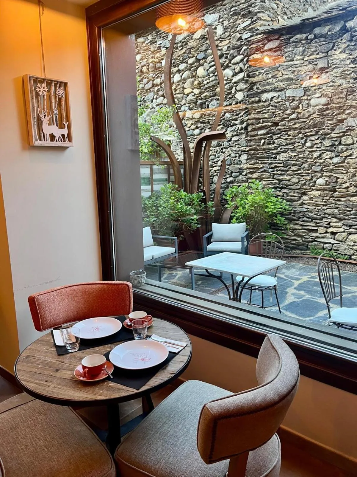 Breakfast in Hotel Boutique La Neu