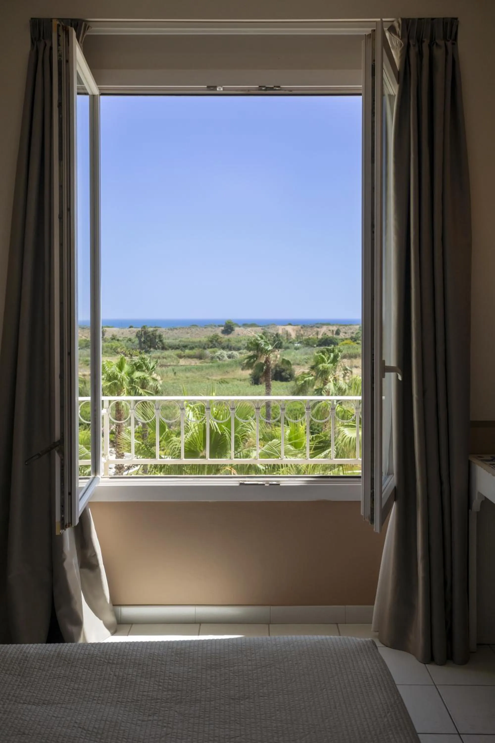 Bedroom, Bed in Mangia's Selinunte Resort