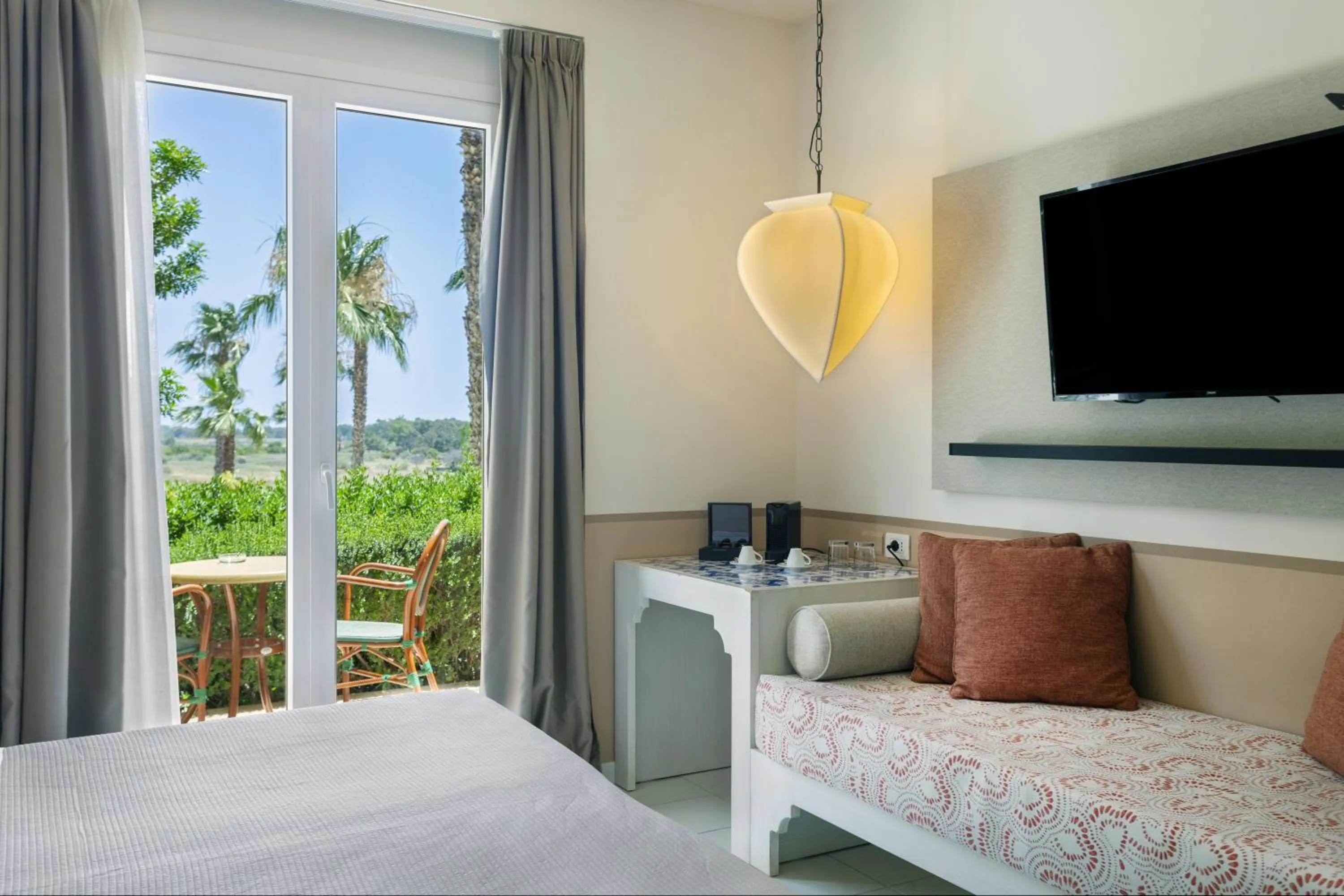 Bedroom, Bed in Mangia's Selinunte Resort