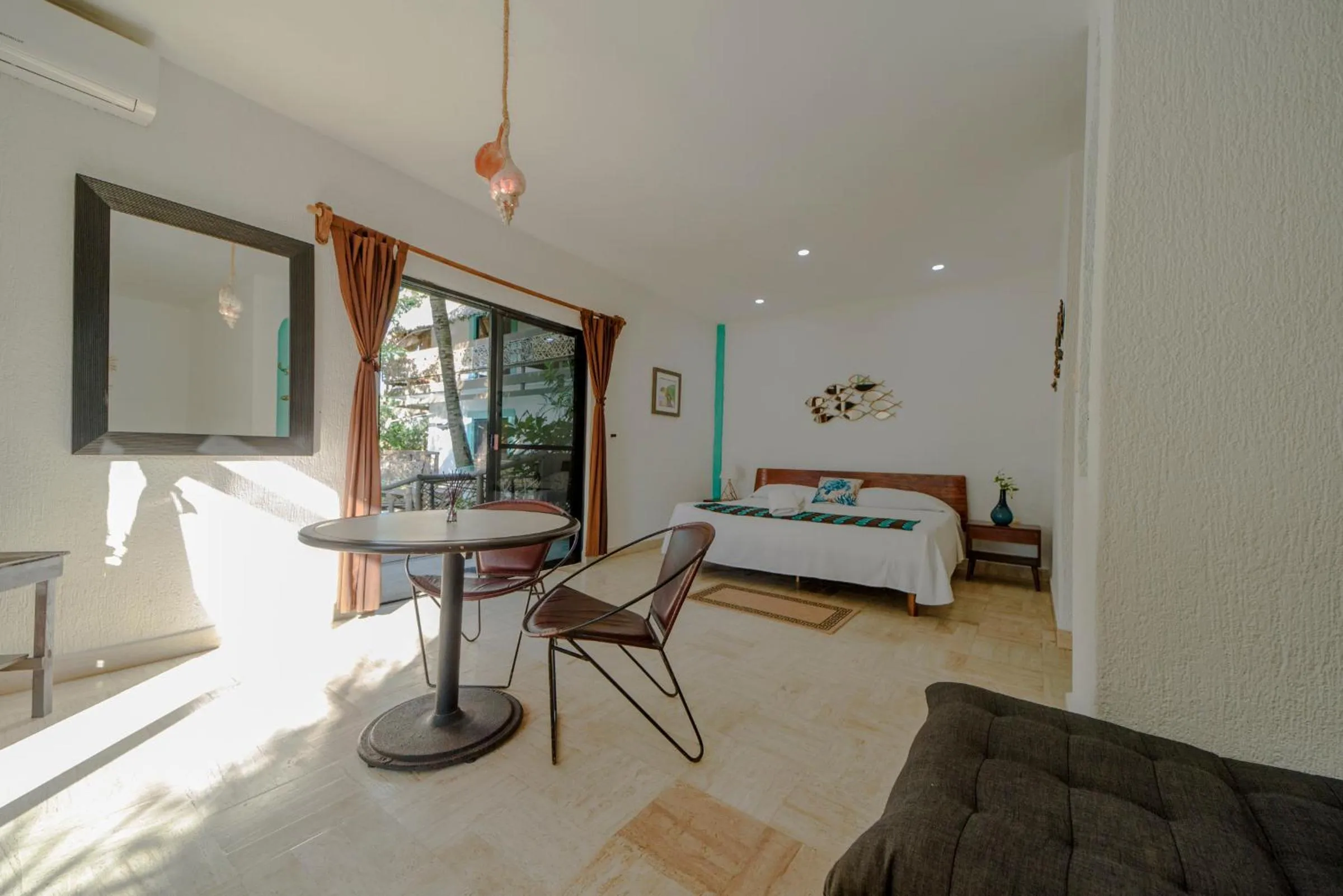 Bed in Hotel Villas Tiburon Adults Only