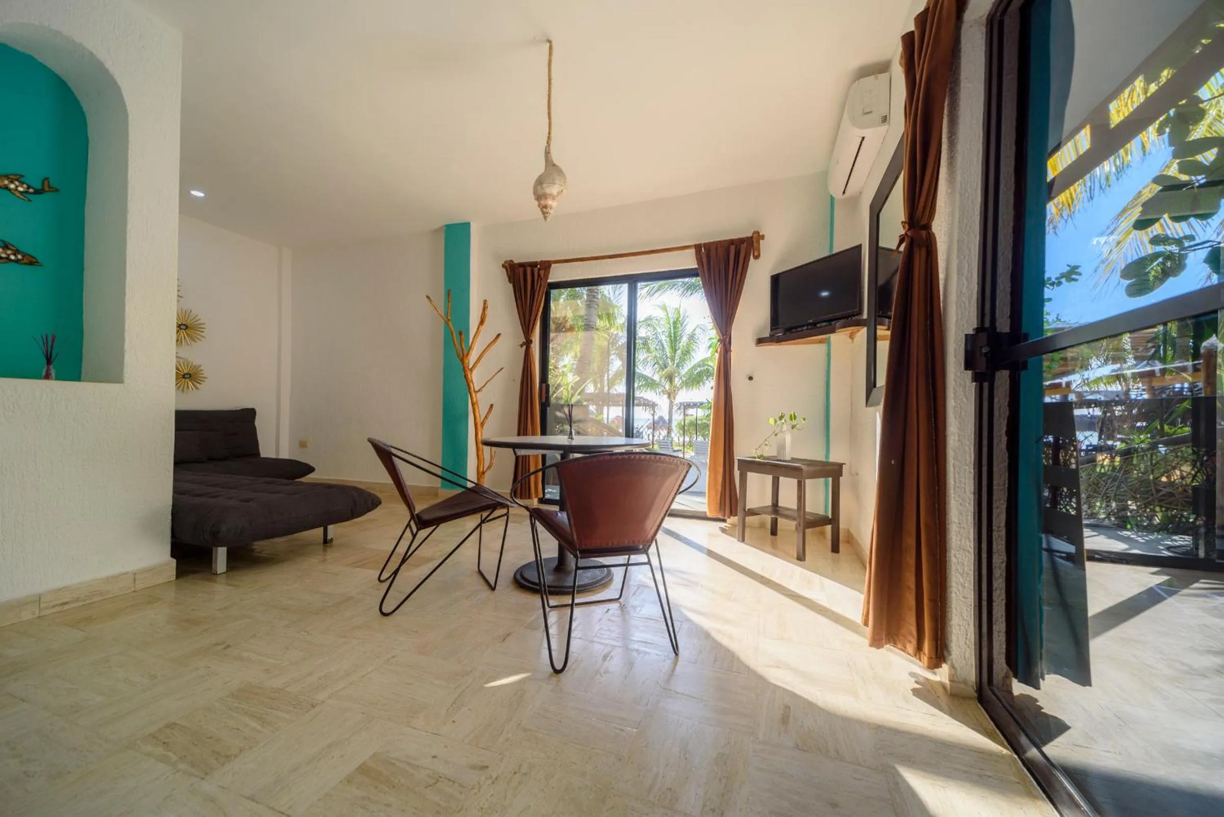 Hotel Villas Tiburon Adults Only