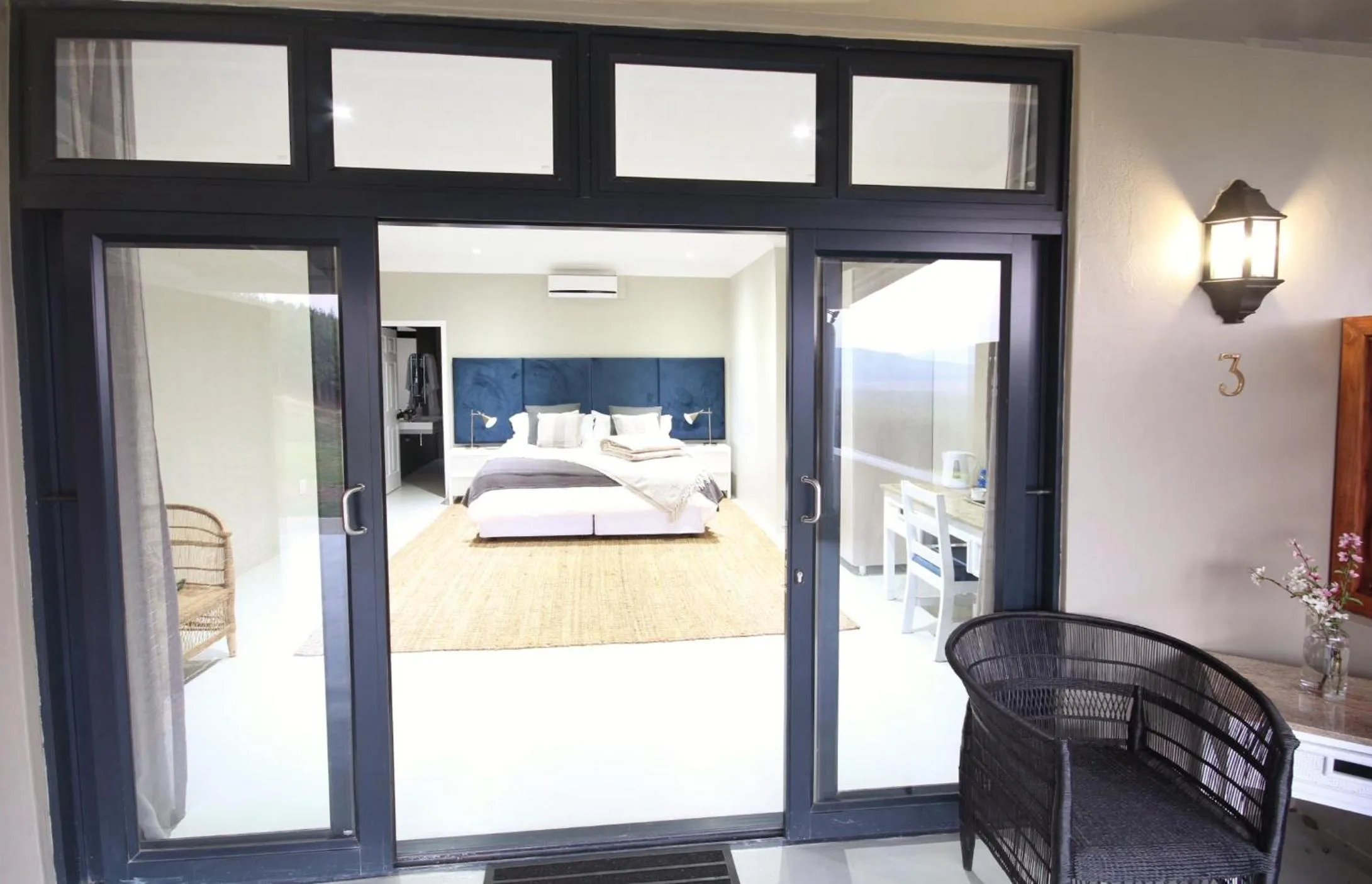 Photo of the whole room, Bed in Curry's Post Bed & Breakfast