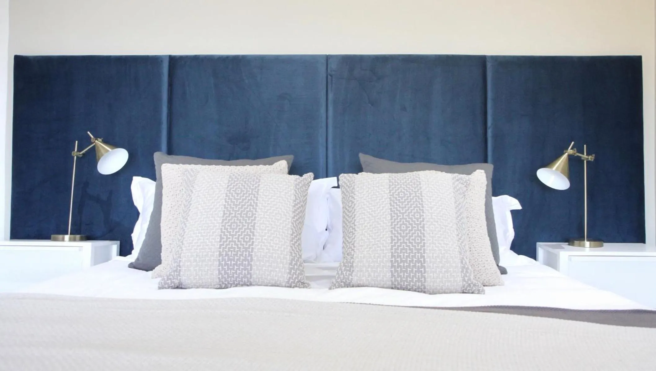 Bed in Curry's Post Bed & Breakfast