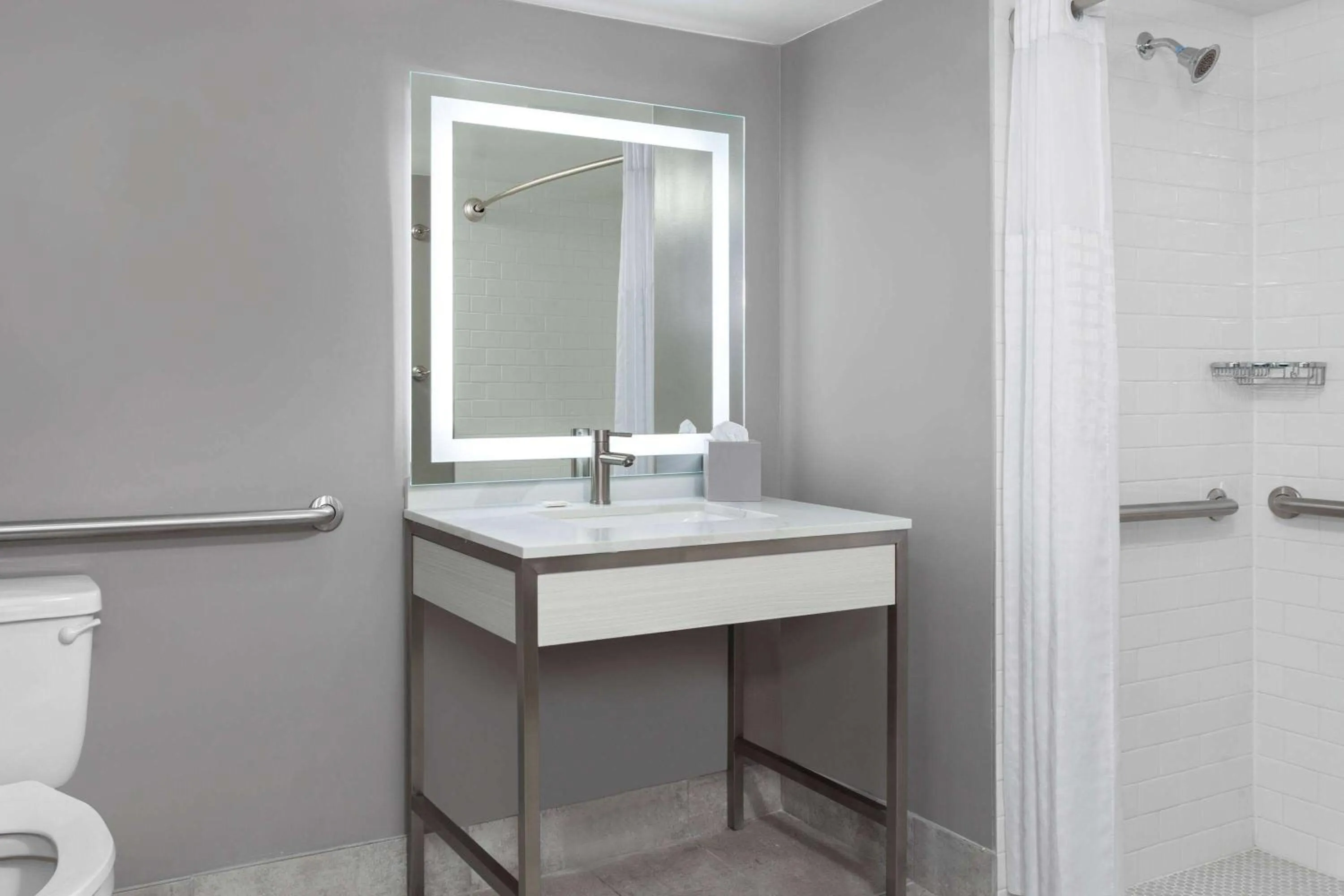 Shower in Days-Inn by Wyndham Baltimore Northwest