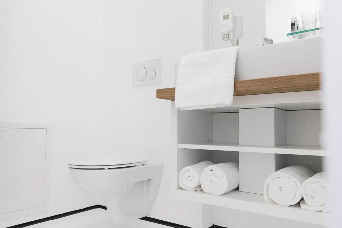 Toilet in SHOME Hotel Graz I Self-Check-In I Free Parking