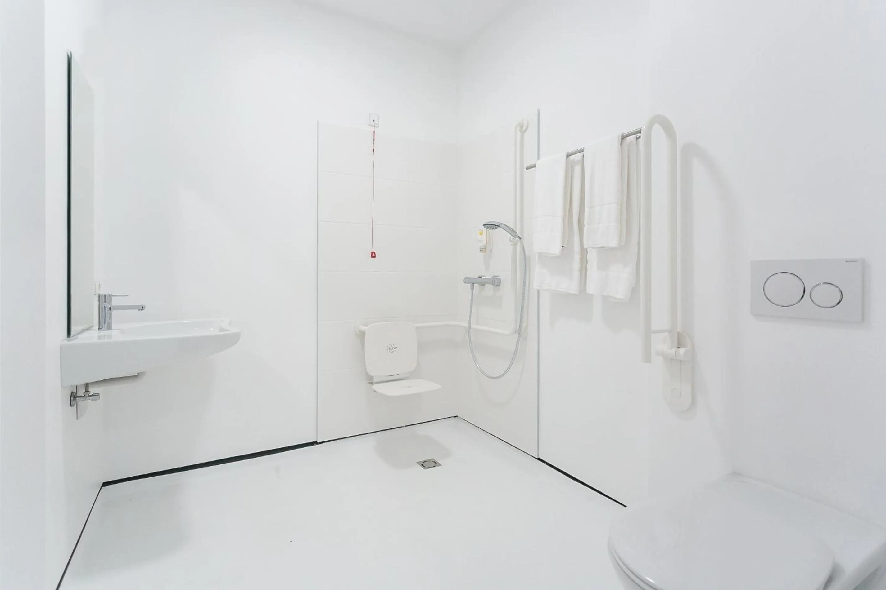 Shower in SHOME Hotel Graz I Self-Check-In I Free Parking