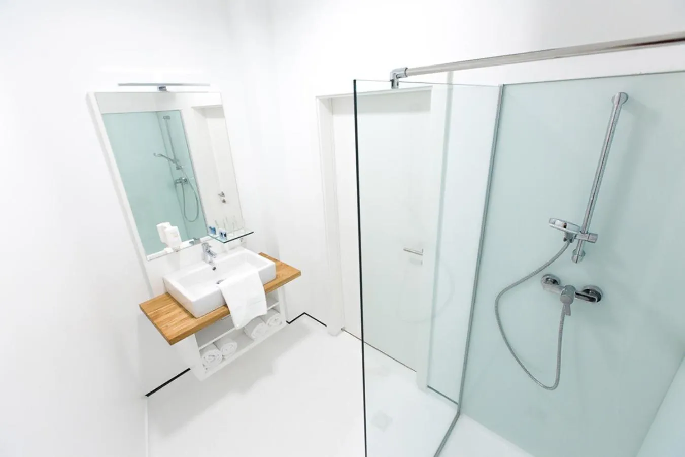 Shower in SHOME Hotel Graz I Self-Check-In I Free Parking