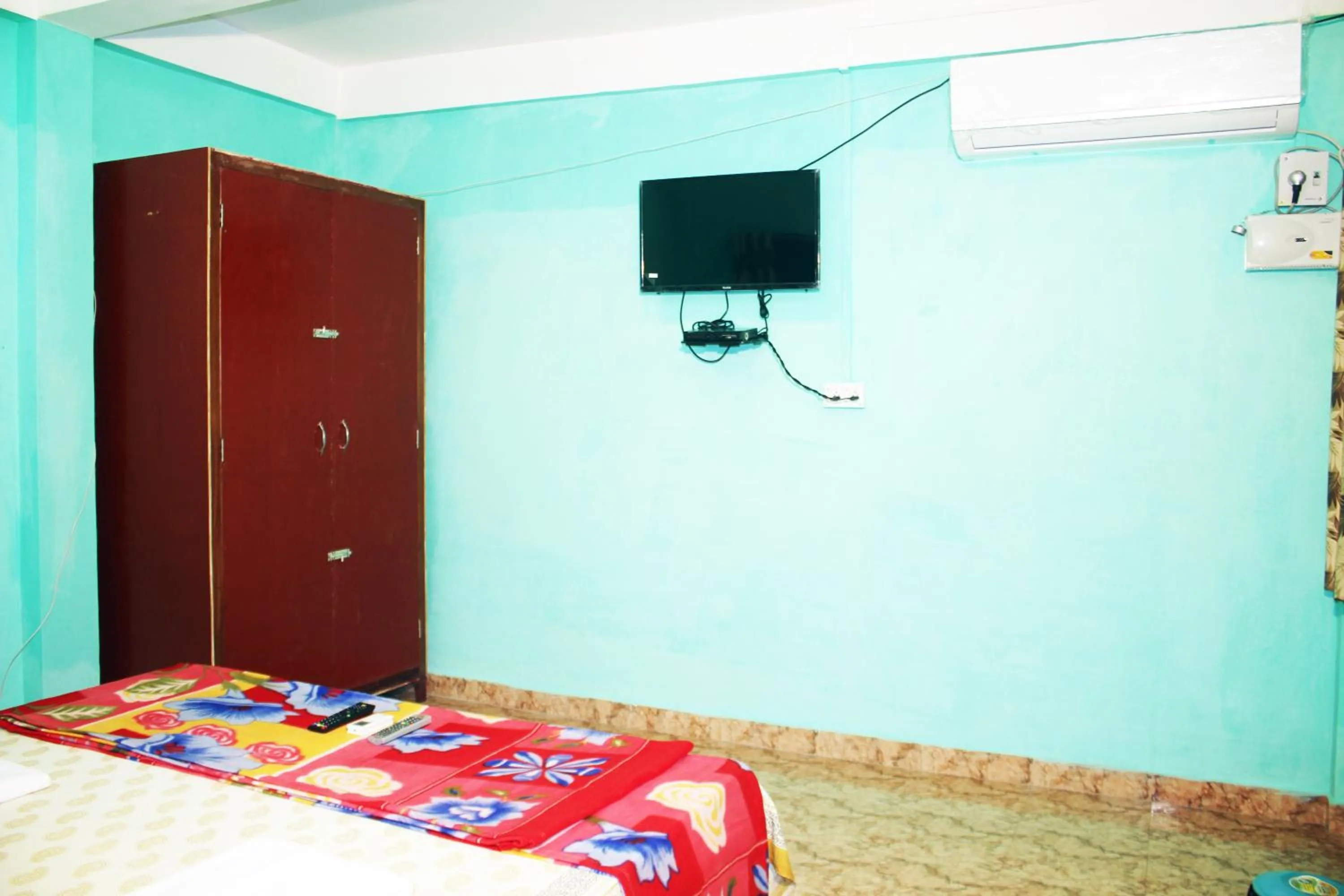 Bedroom, Bed in The Lotus Home