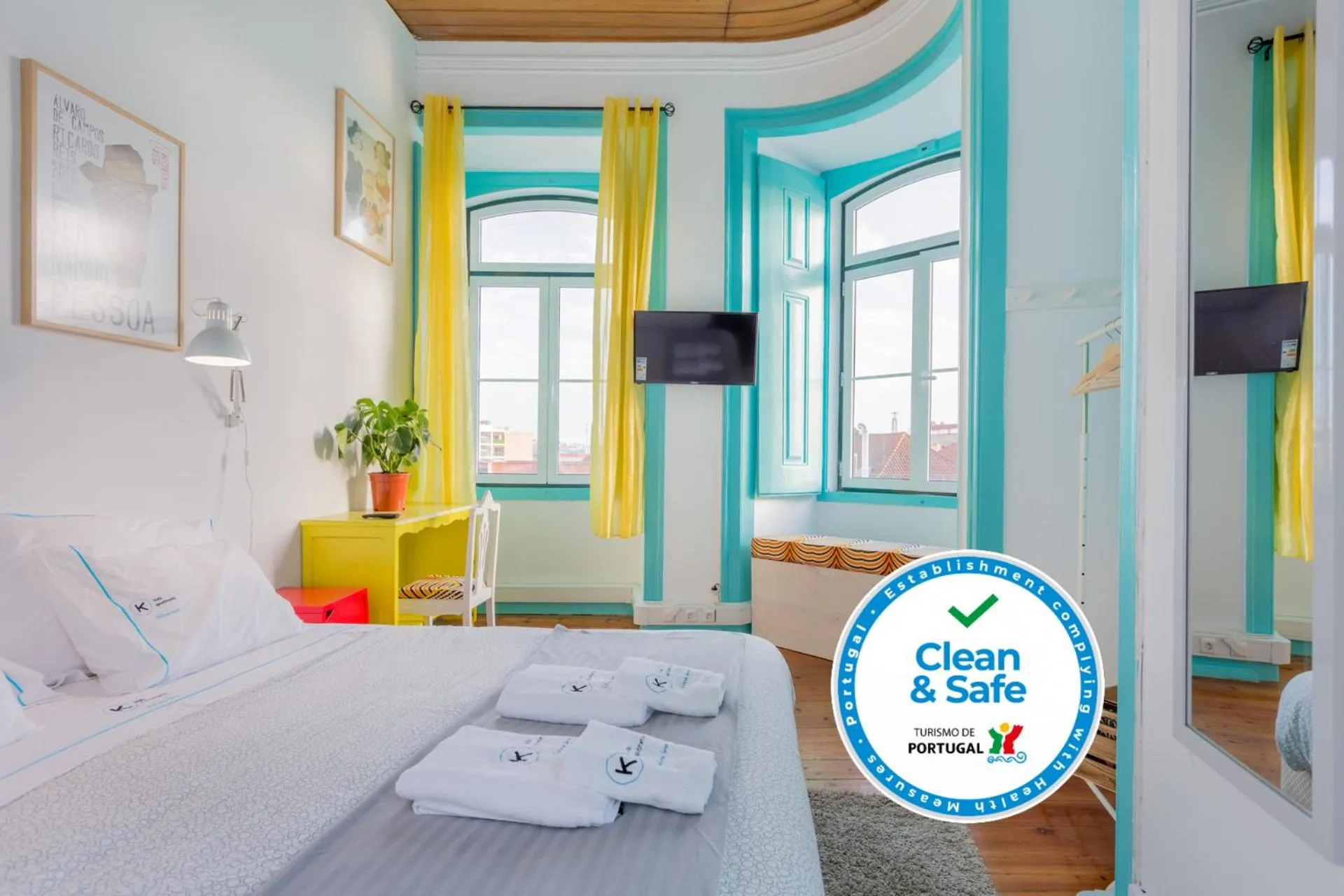 Bed in C&O Guest House Lisbon